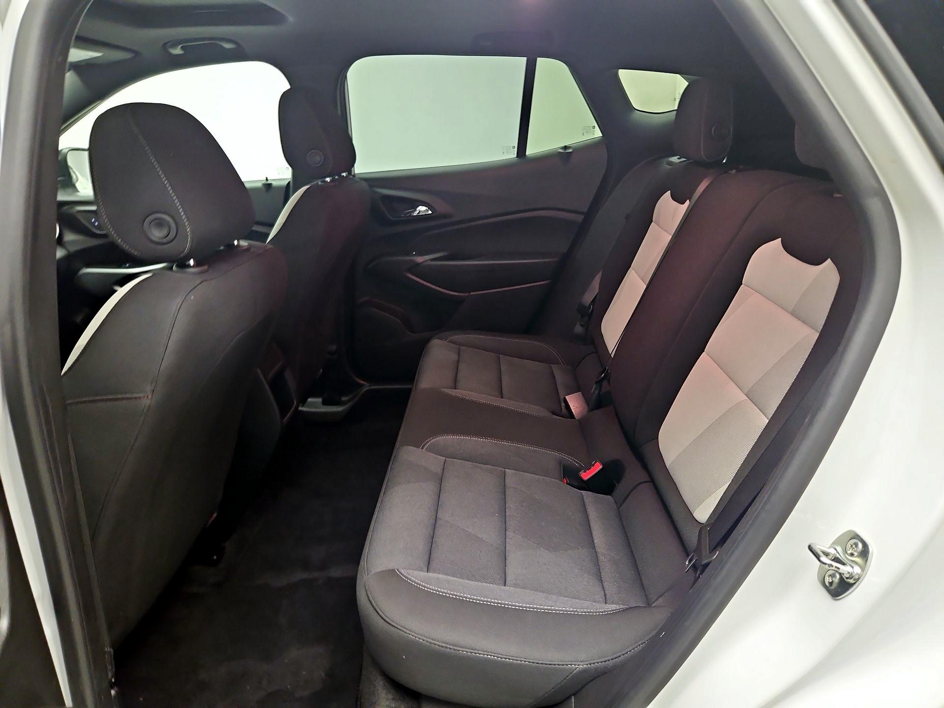 Thumbnail: 2025 Chevrolet Trax - 17
