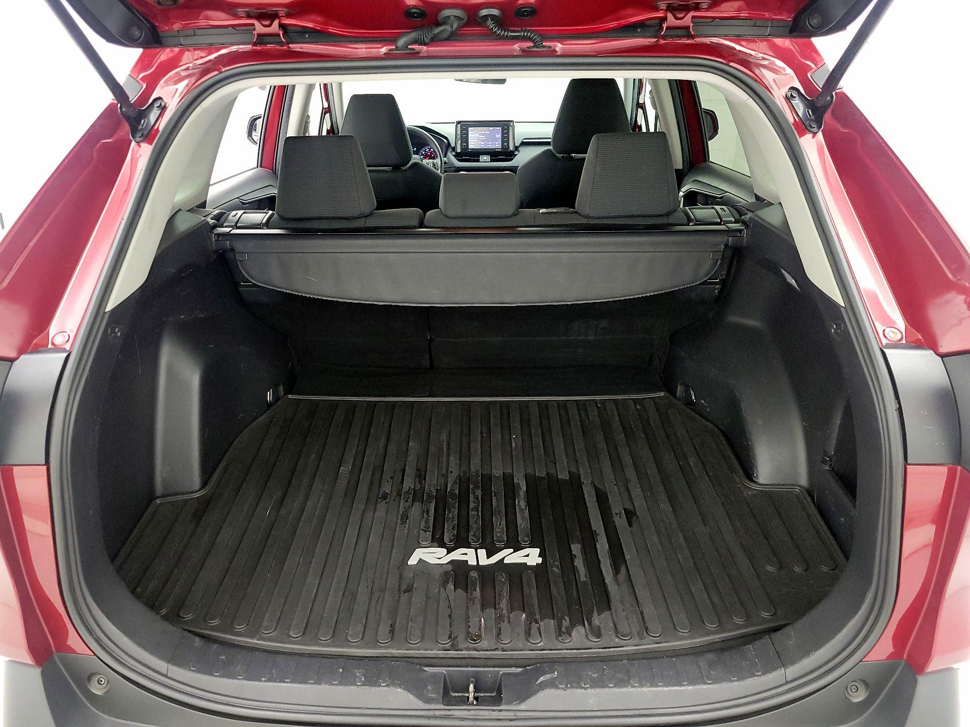 Thumbnail: 2021 Toyota RAV4 - 20