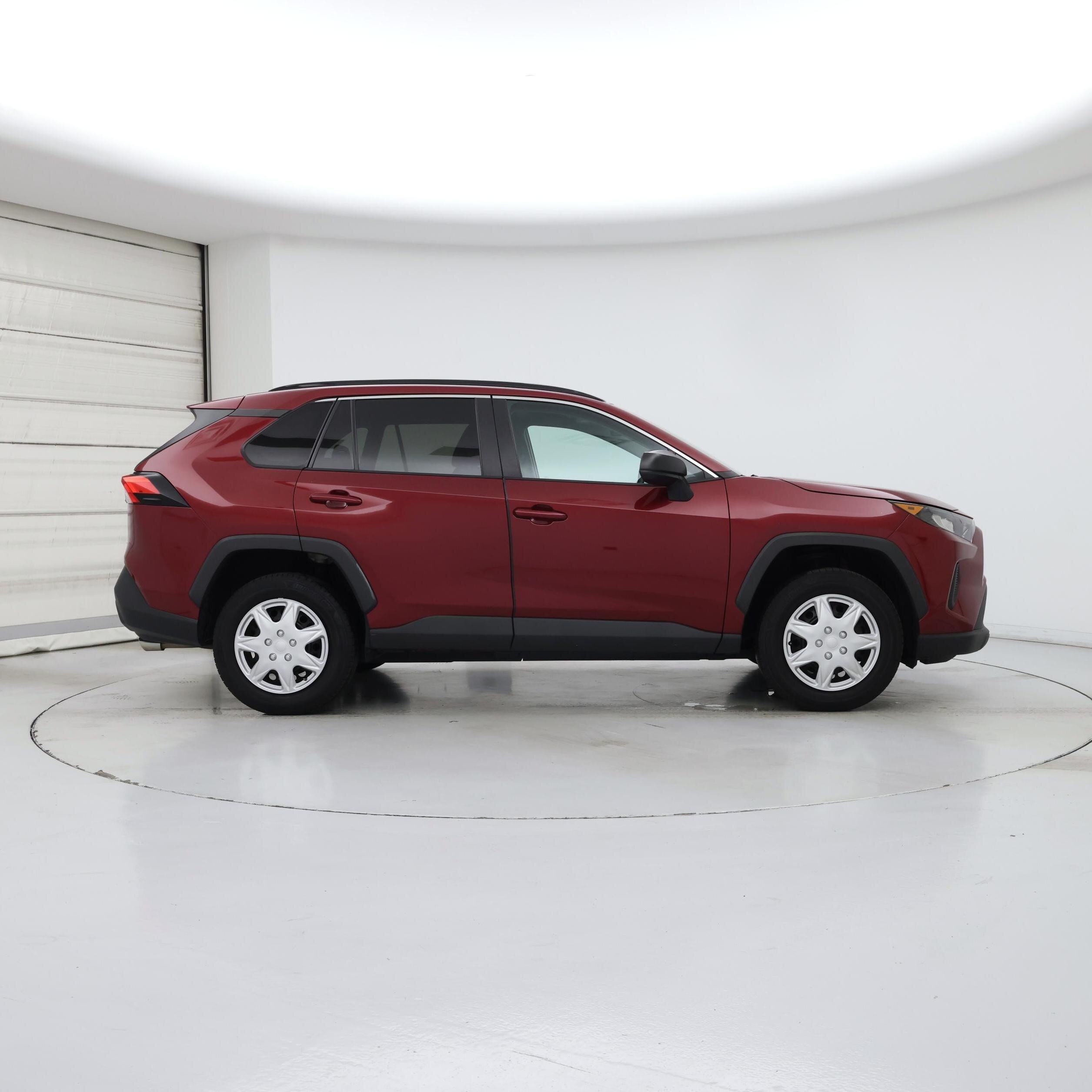 Thumbnail: 2021 Toyota RAV4 - 7