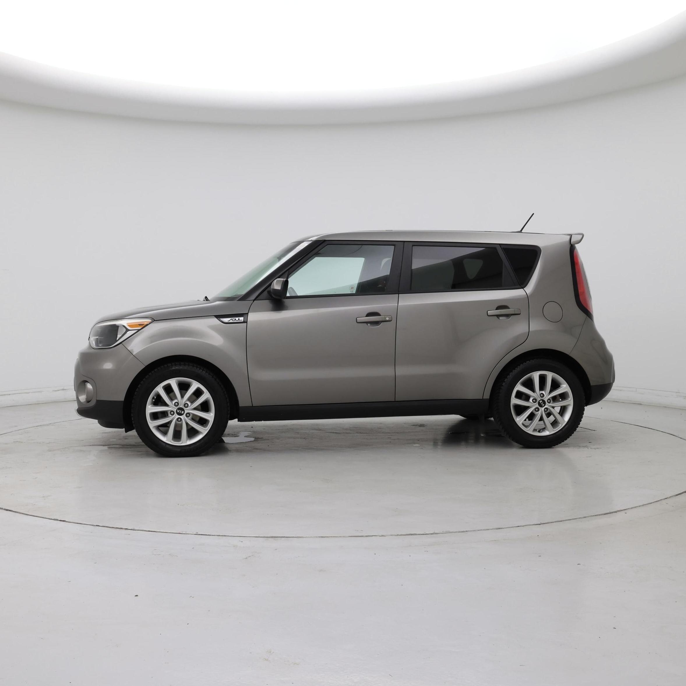 Thumbnail: 2018 Kia Soul - 3