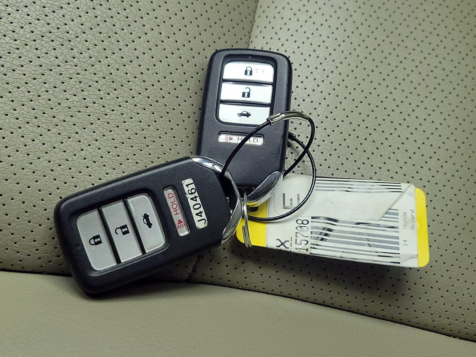 2014 Honda Accord EX-L - Photo 23