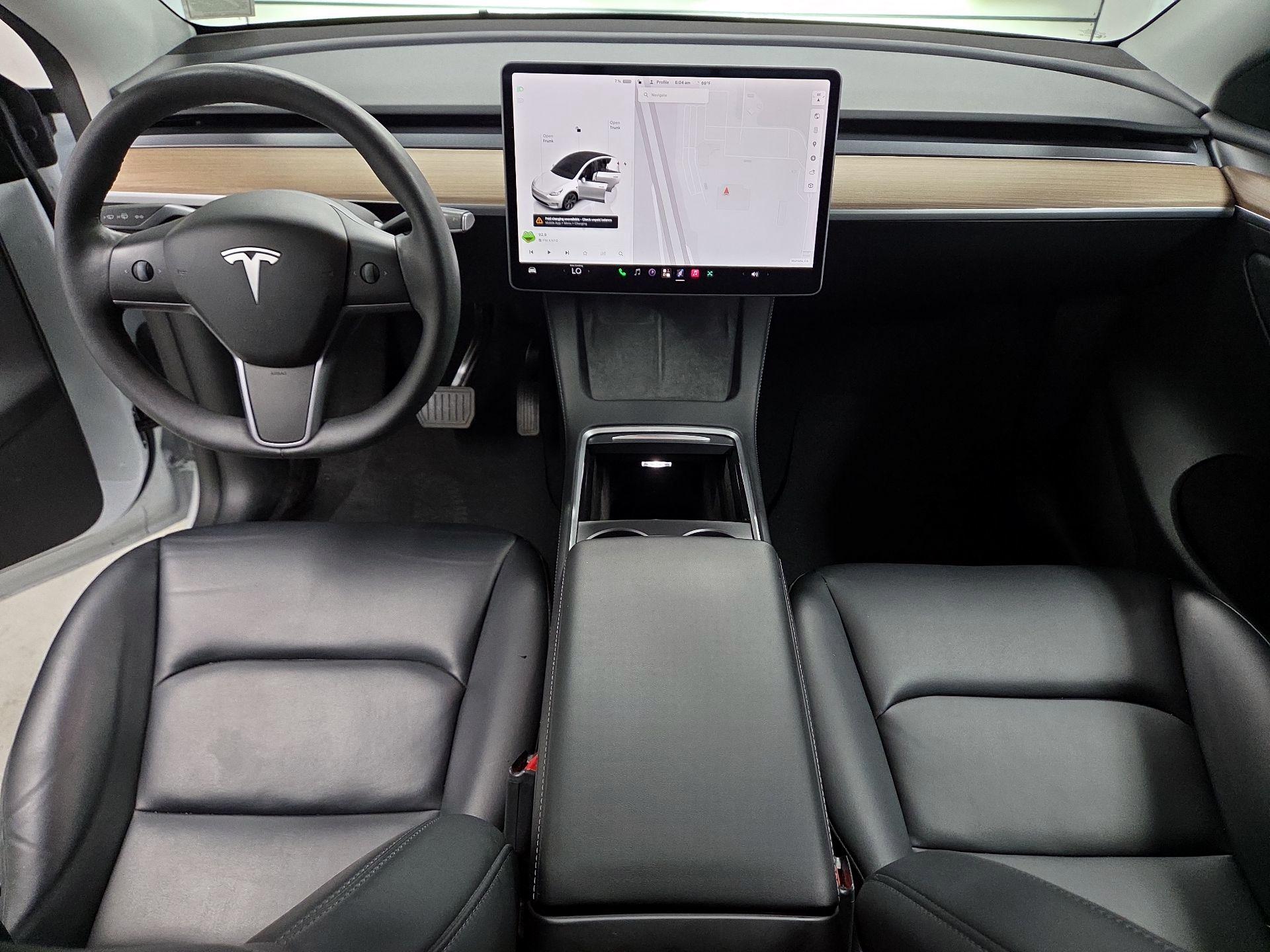 Thumbnail: 2025 Tesla Model Y - 9