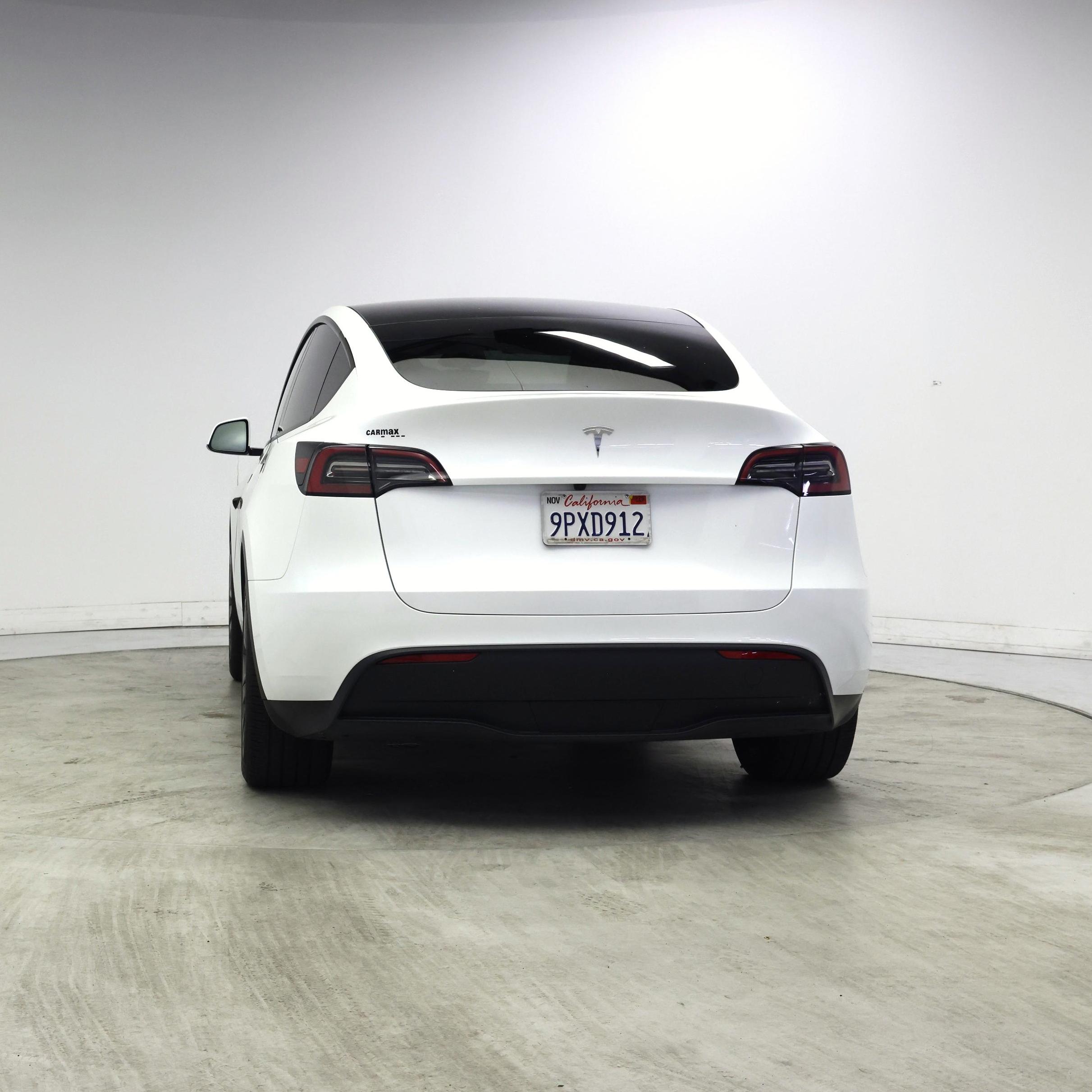 Thumbnail: 2025 Tesla Model Y - 6