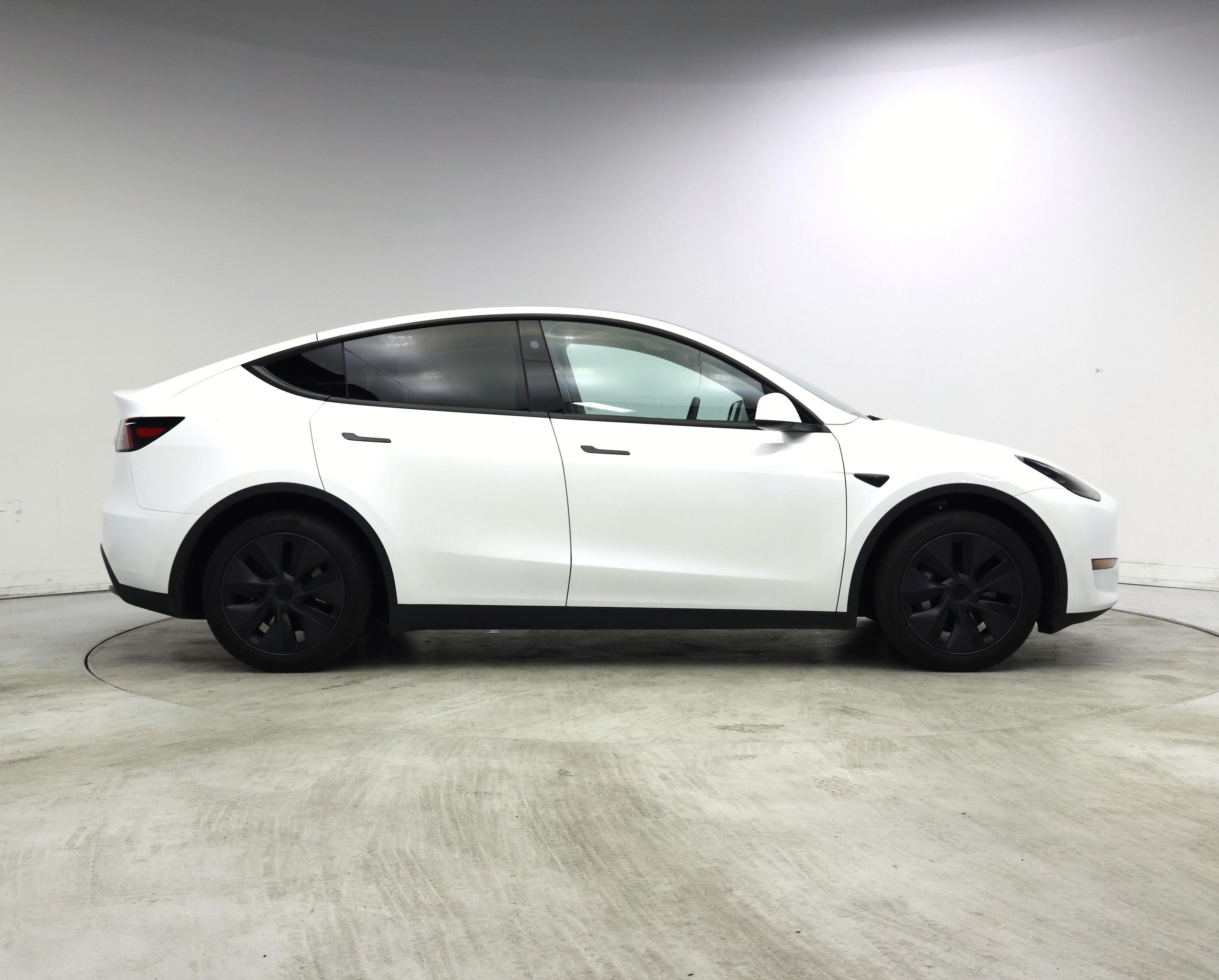 Thumbnail: 2025 Tesla Model Y - 7