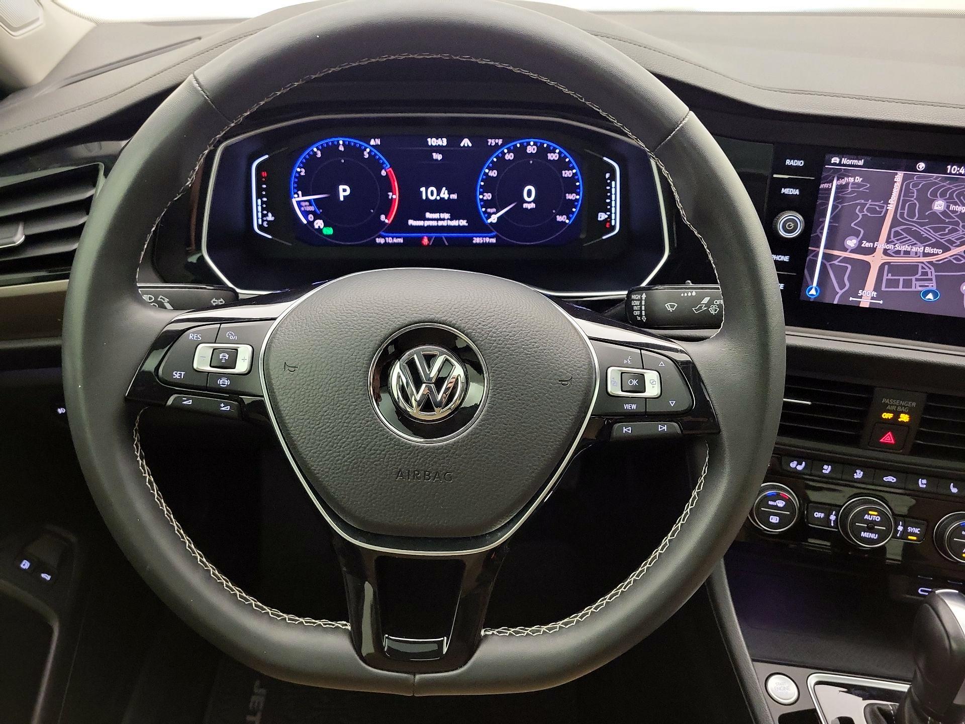 Thumbnail: 2021 Volkswagen Jetta - 10