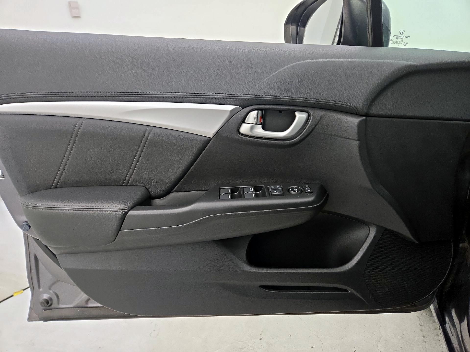 Thumbnail: 2015 Honda Civic - 12