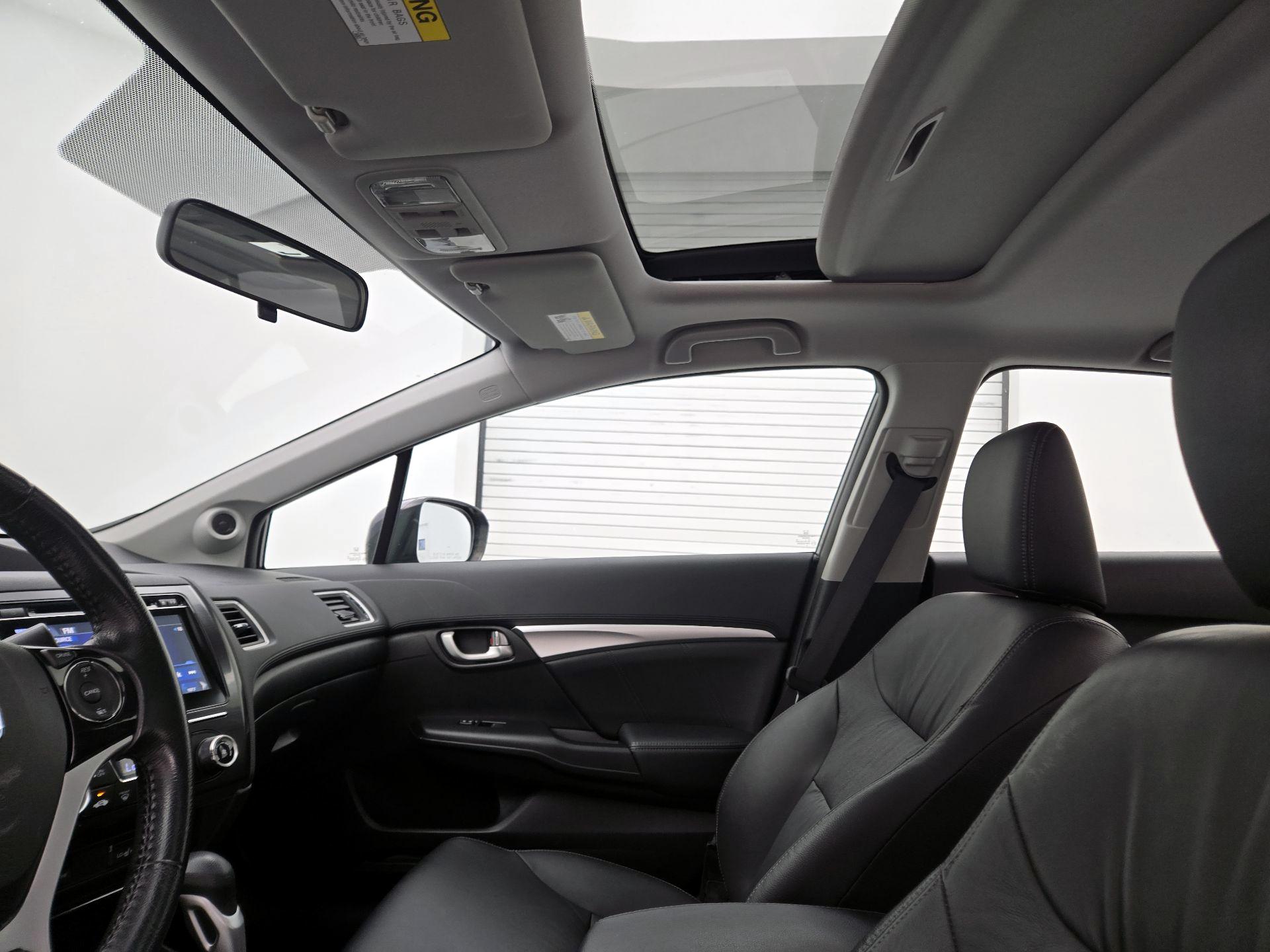 Thumbnail: 2015 Honda Civic - 17