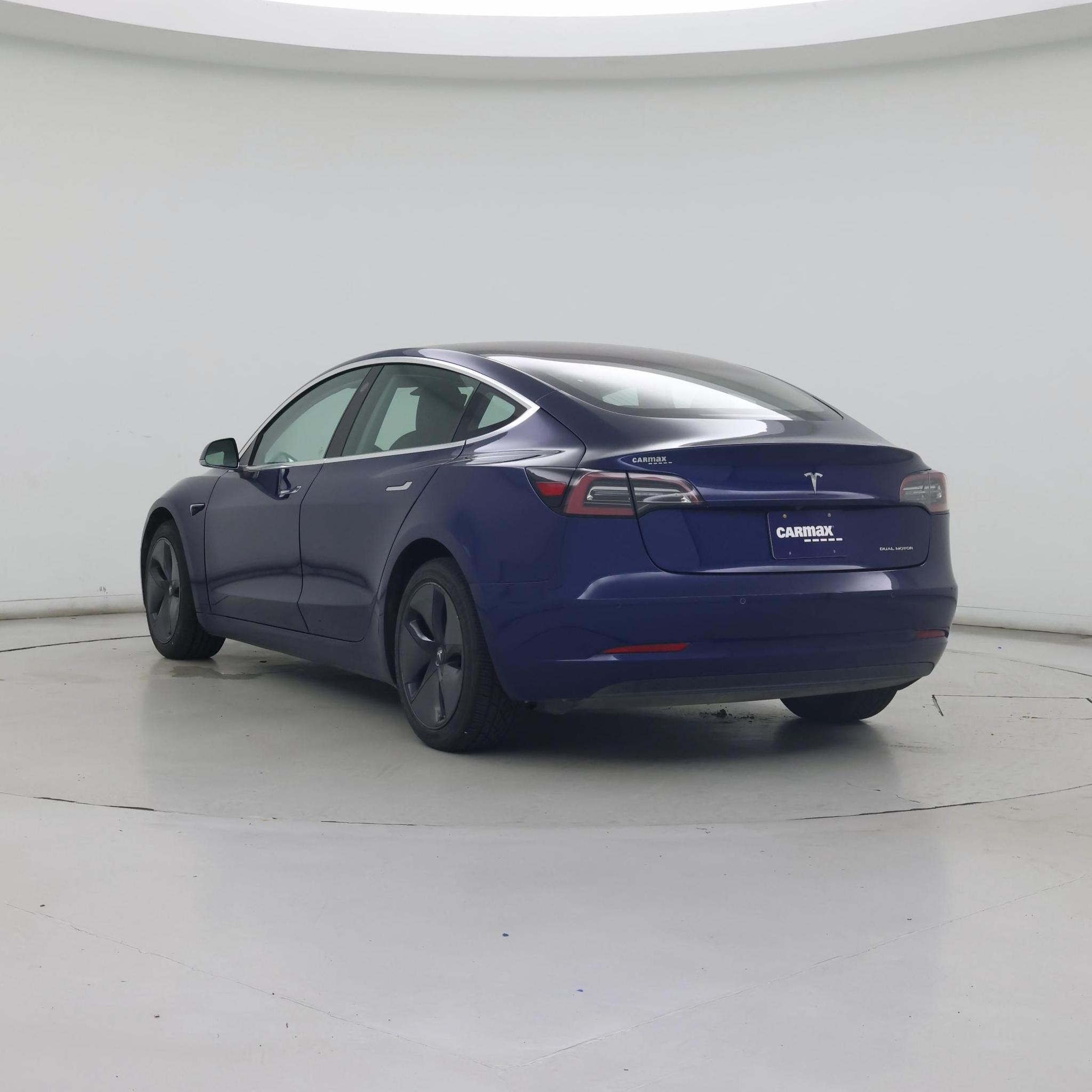 Thumbnail: 2019 Tesla Model 3 - 2