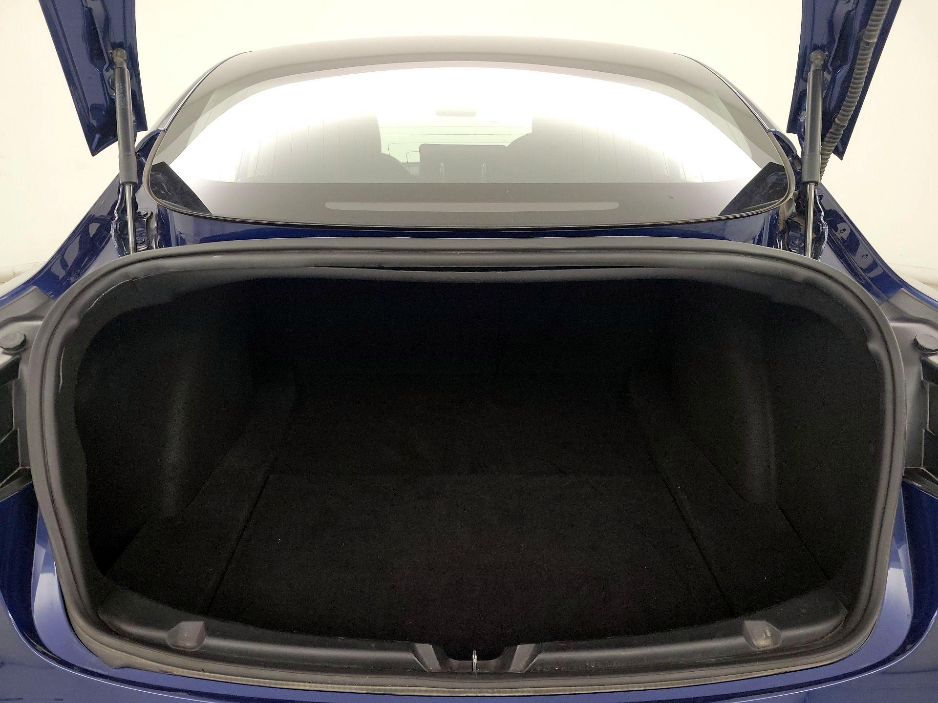 Thumbnail: 2019 Tesla Model 3 - 19