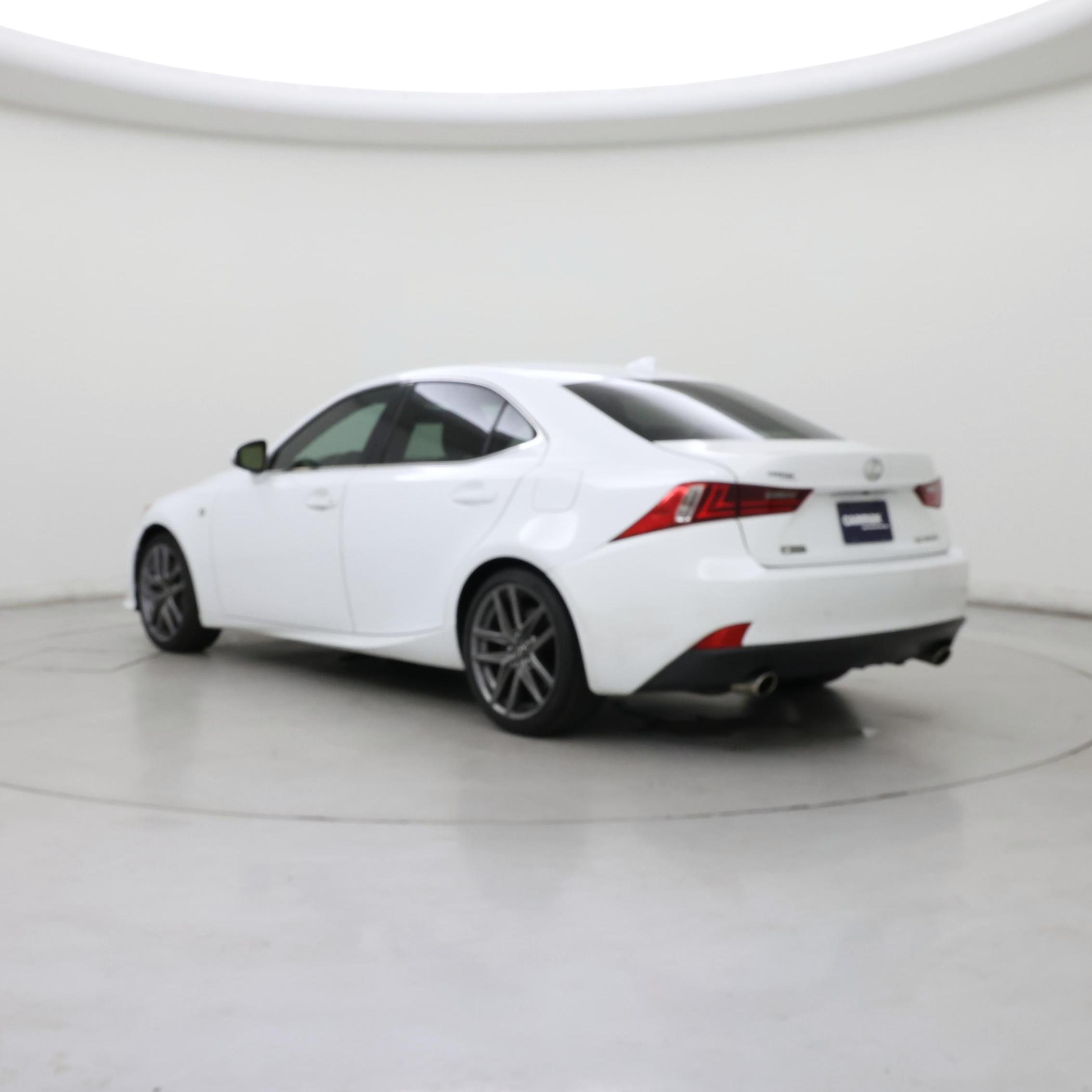 Thumbnail: 2016 Lexus IS - 2