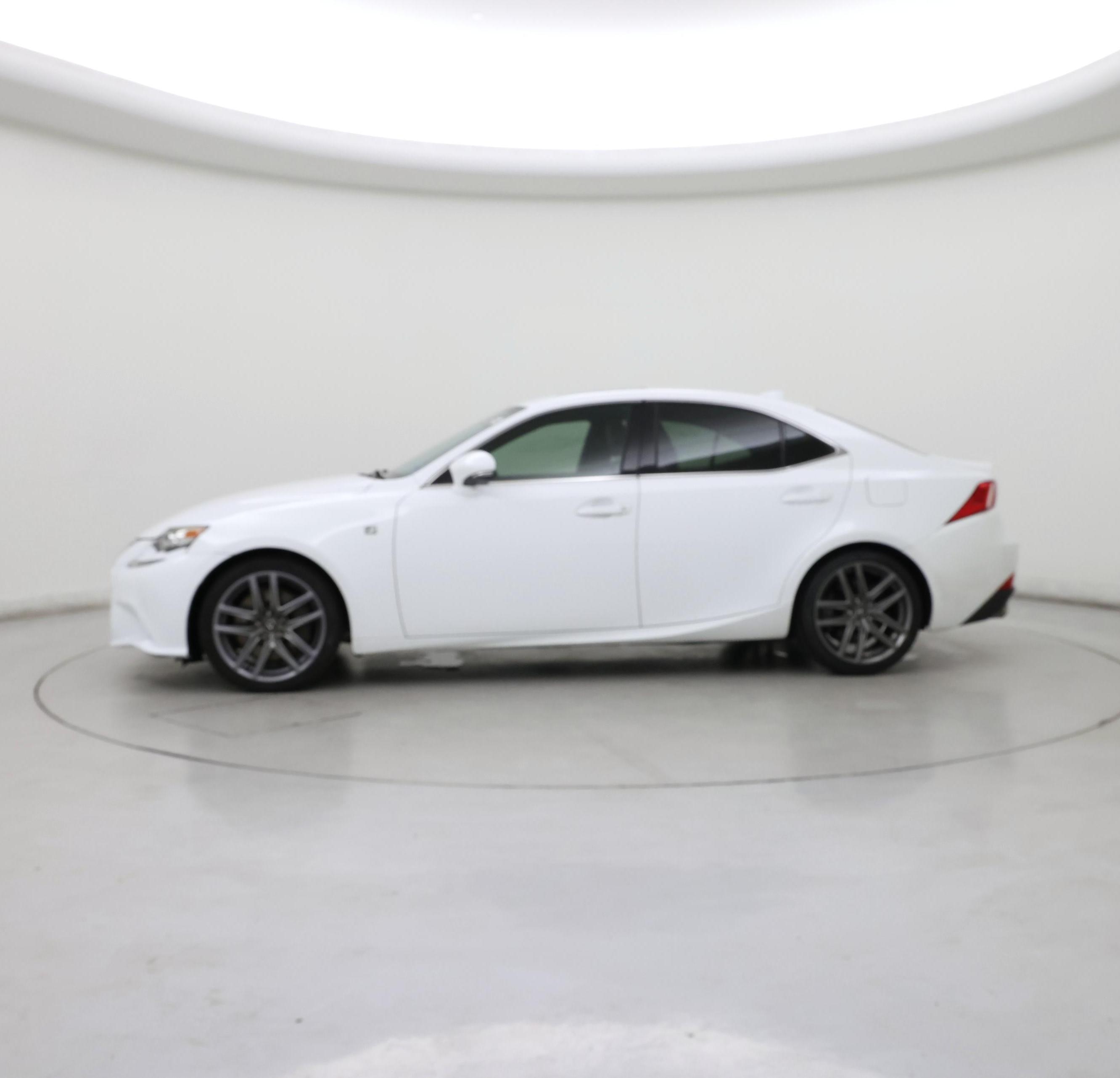 Thumbnail: 2016 Lexus IS - 3
