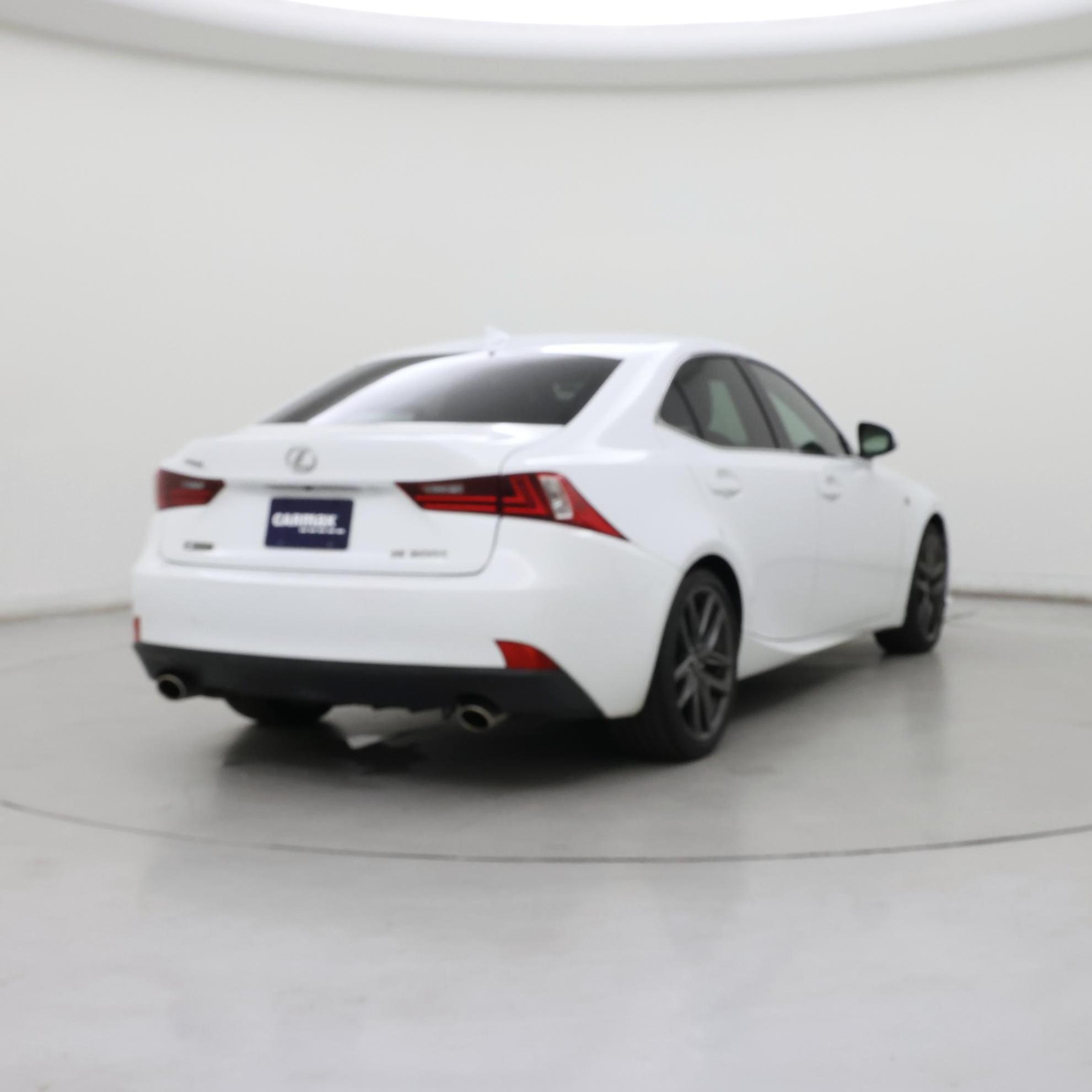 Thumbnail: 2016 Lexus IS - 8