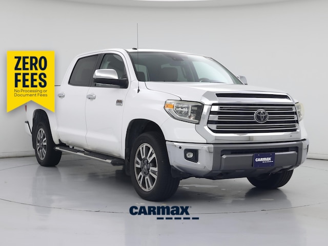 White 2018 Toyota Tundra Pickup Truck Four-Wheel Drive Automatic