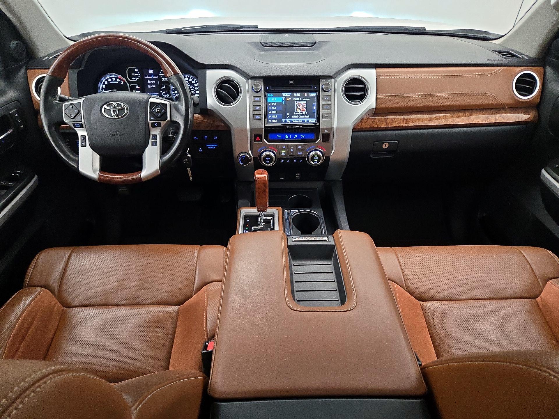 Thumbnail: 2018 Toyota Tundra - 9