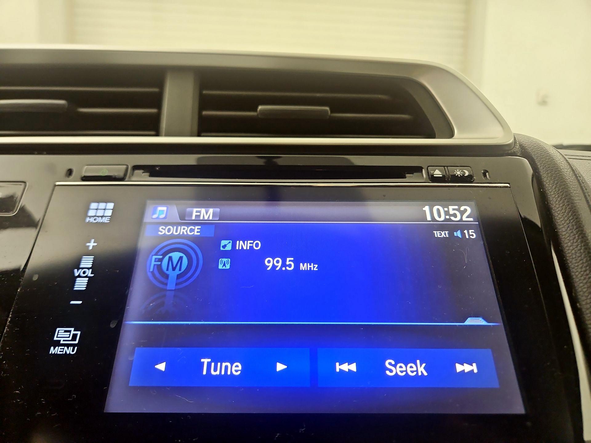 Thumbnail: 2015 Honda Fit - 15