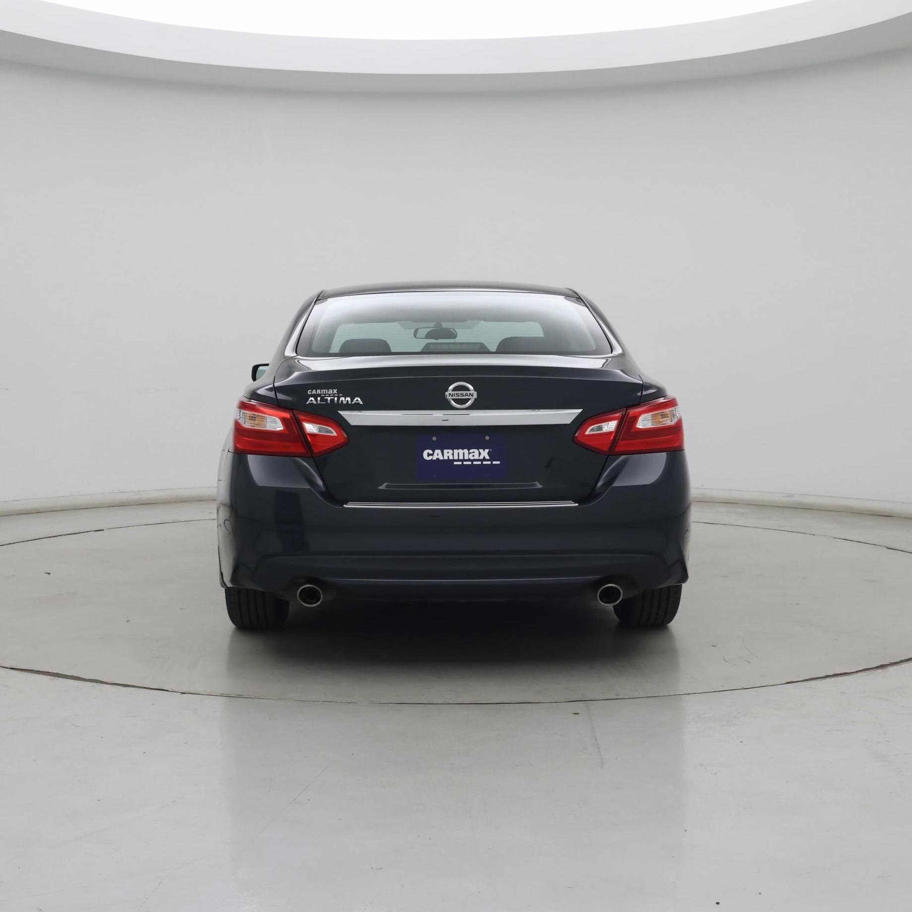 Thumbnail: 2017 Nissan Altima - 6