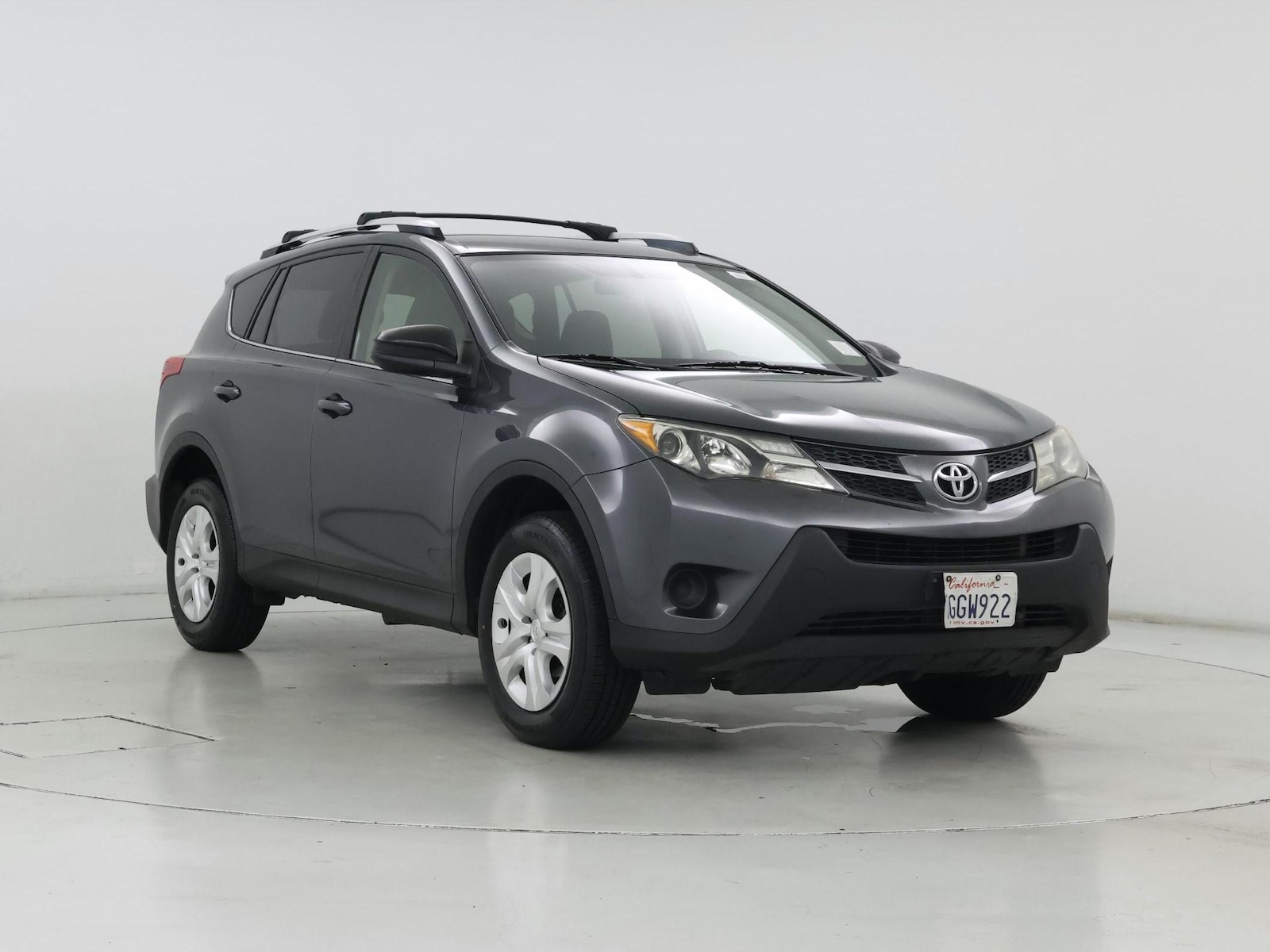 2014 Toyota RAV4 LE - Photo 2