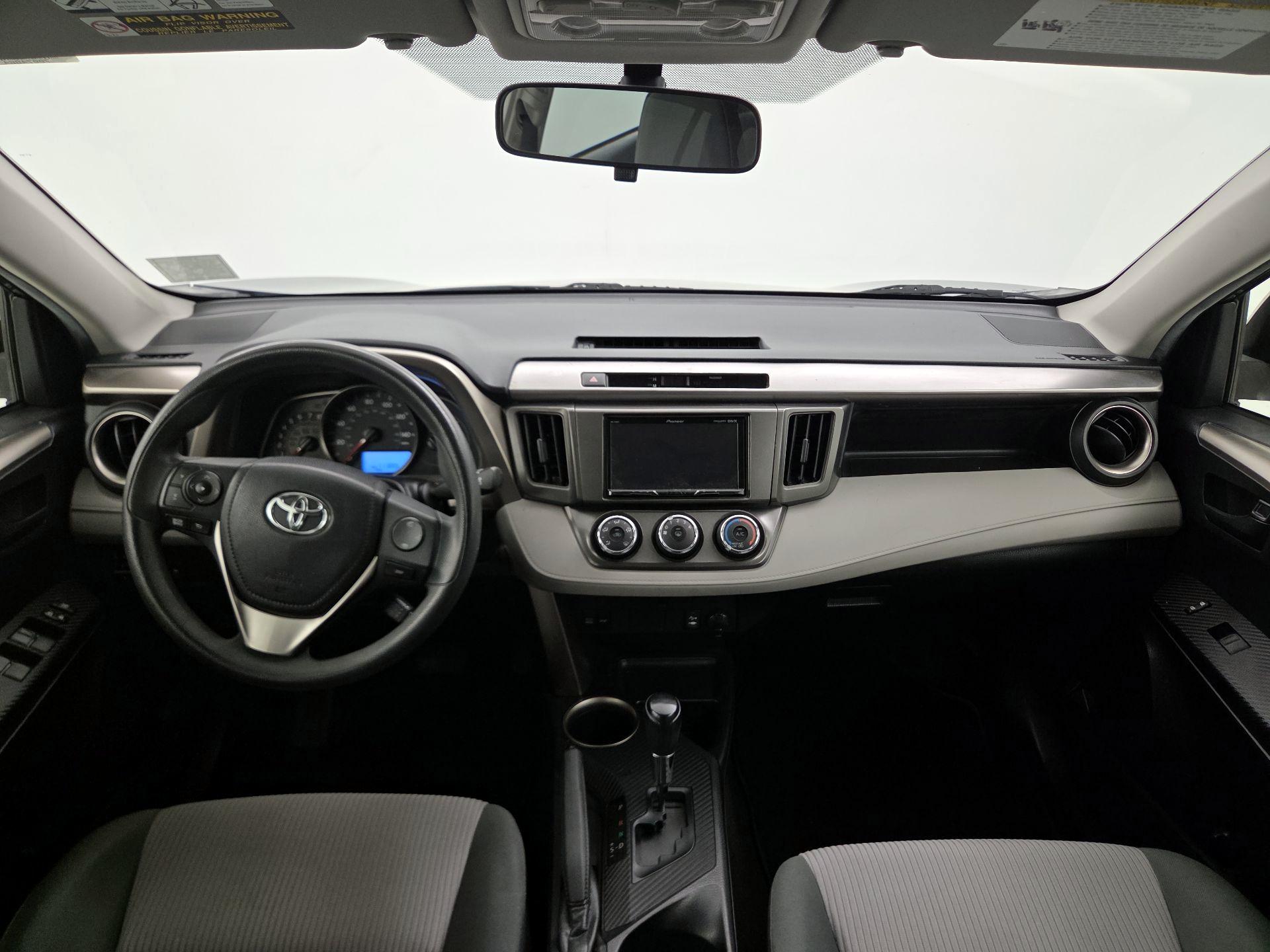 Thumbnail: 2014 Toyota RAV4 - 9