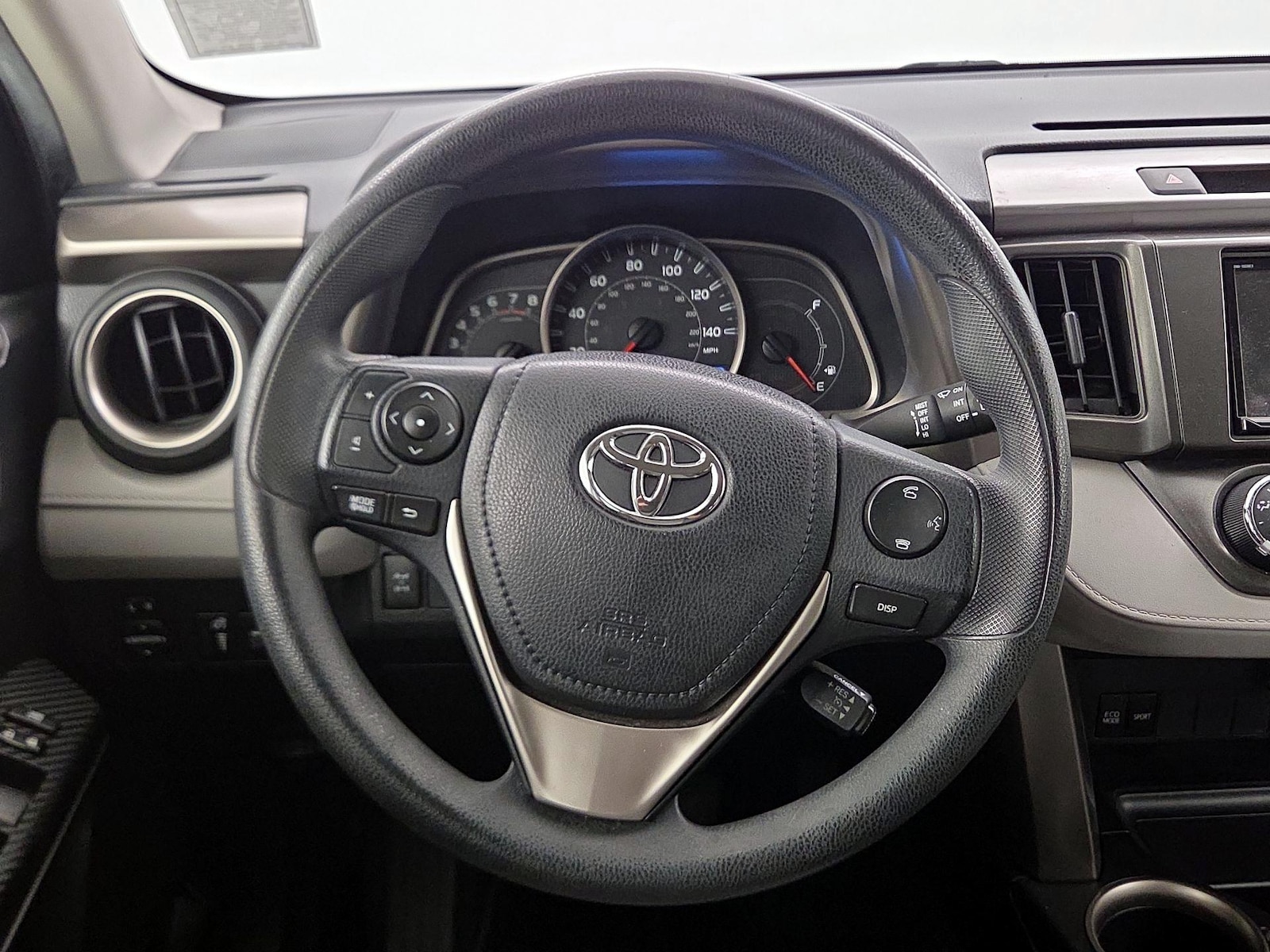 2014 Toyota RAV4 LE - Photo 11