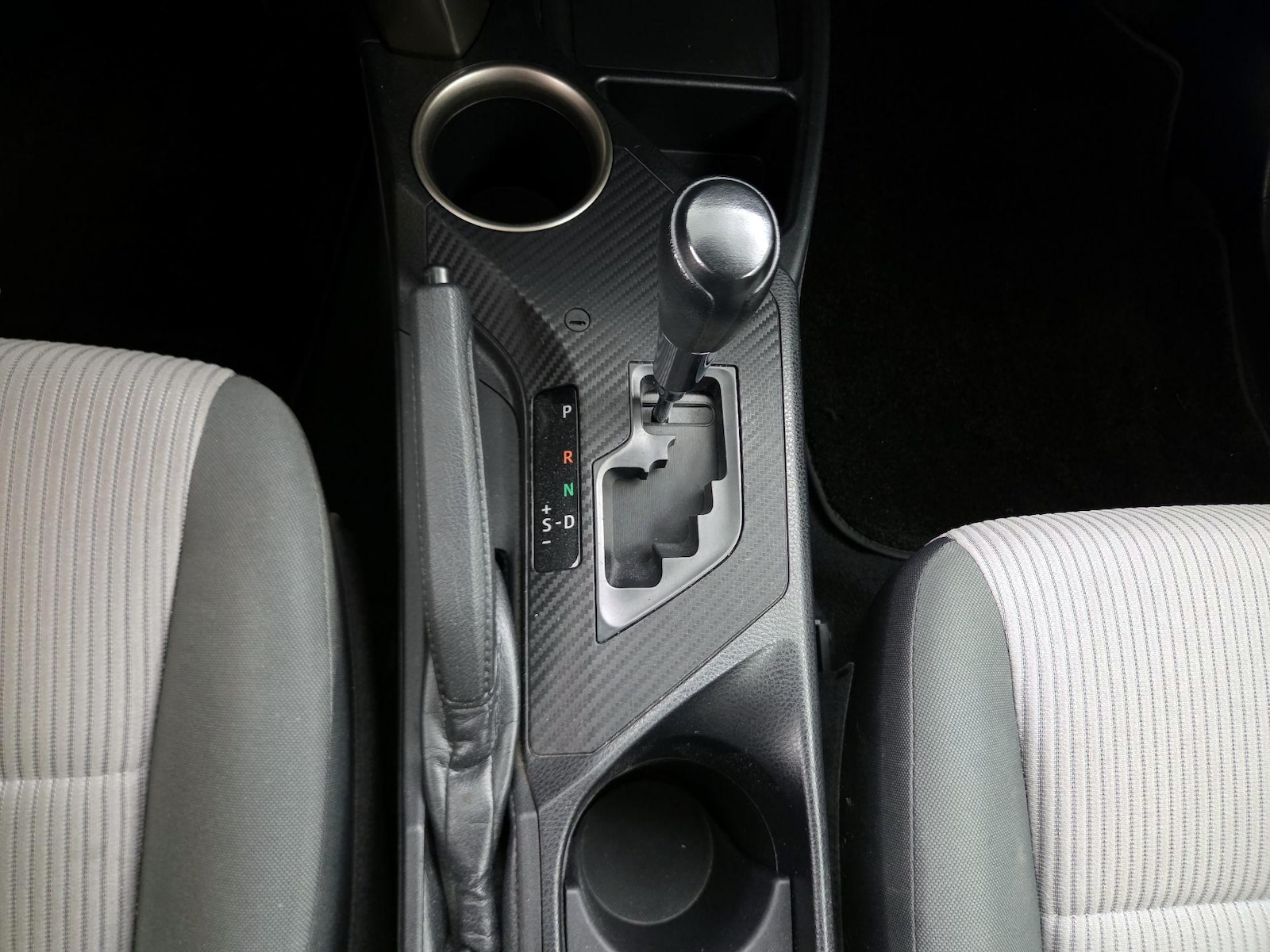2014 Toyota RAV4 LE - Photo 18