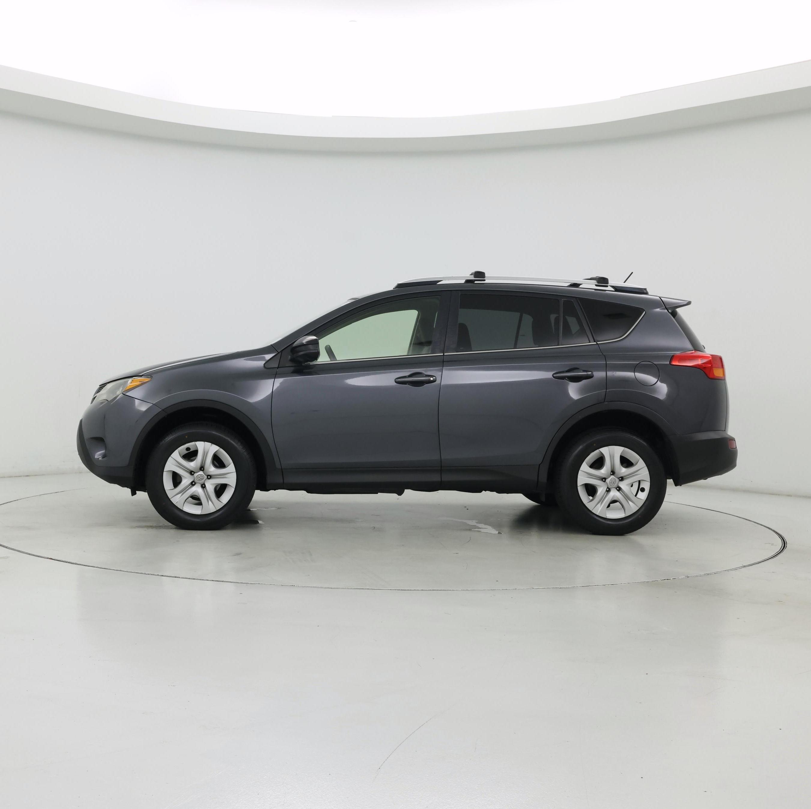 Thumbnail: 2014 Toyota RAV4 - 3