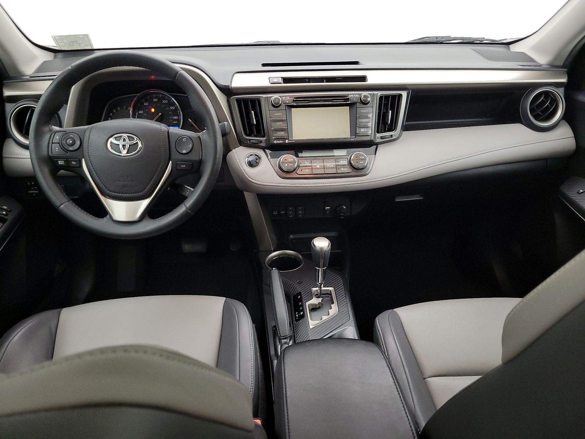 Thumbnail: 2015 Toyota RAV4 - 9