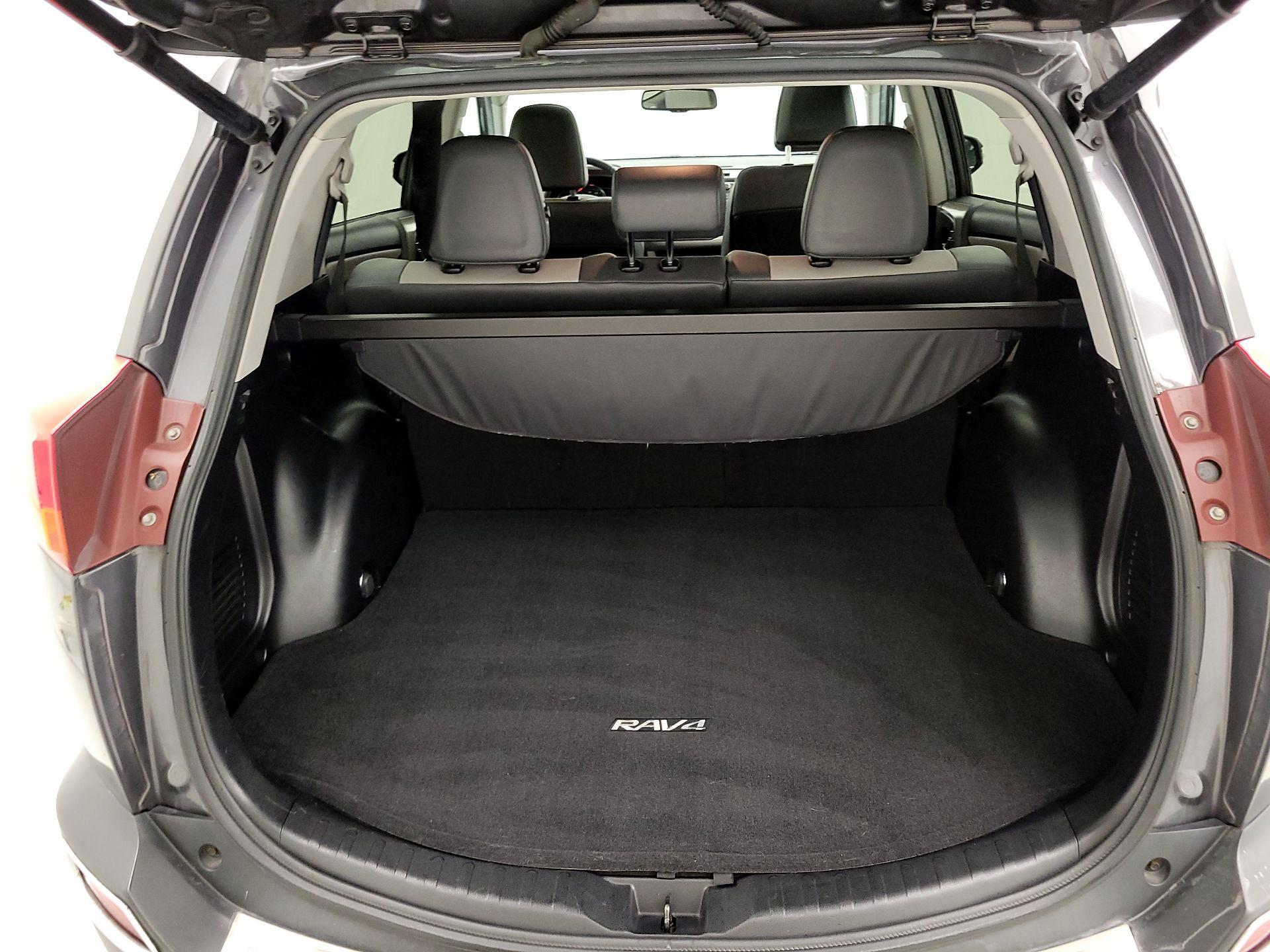 Thumbnail: 2015 Toyota RAV4 - 20