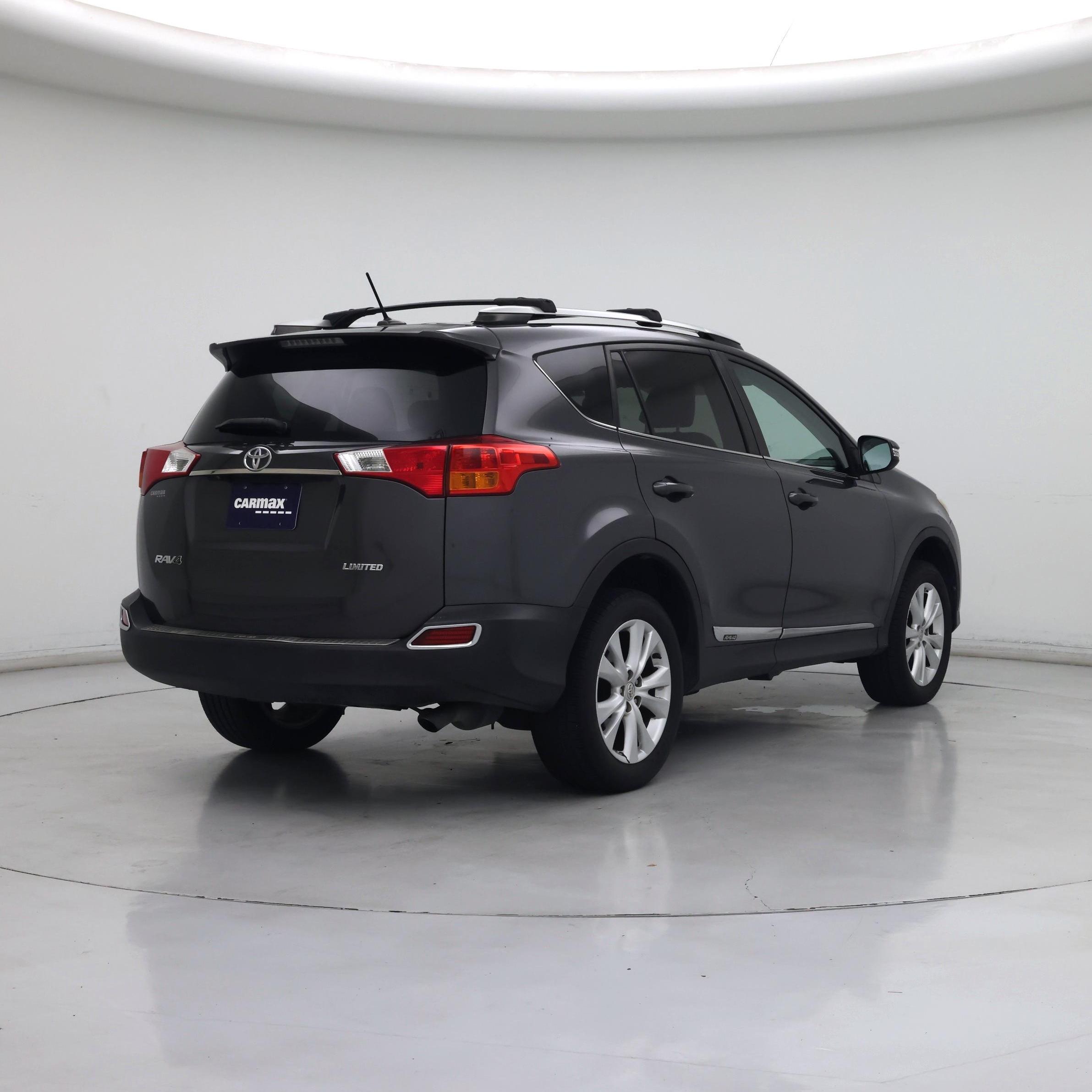 Thumbnail: 2015 Toyota RAV4 - 8