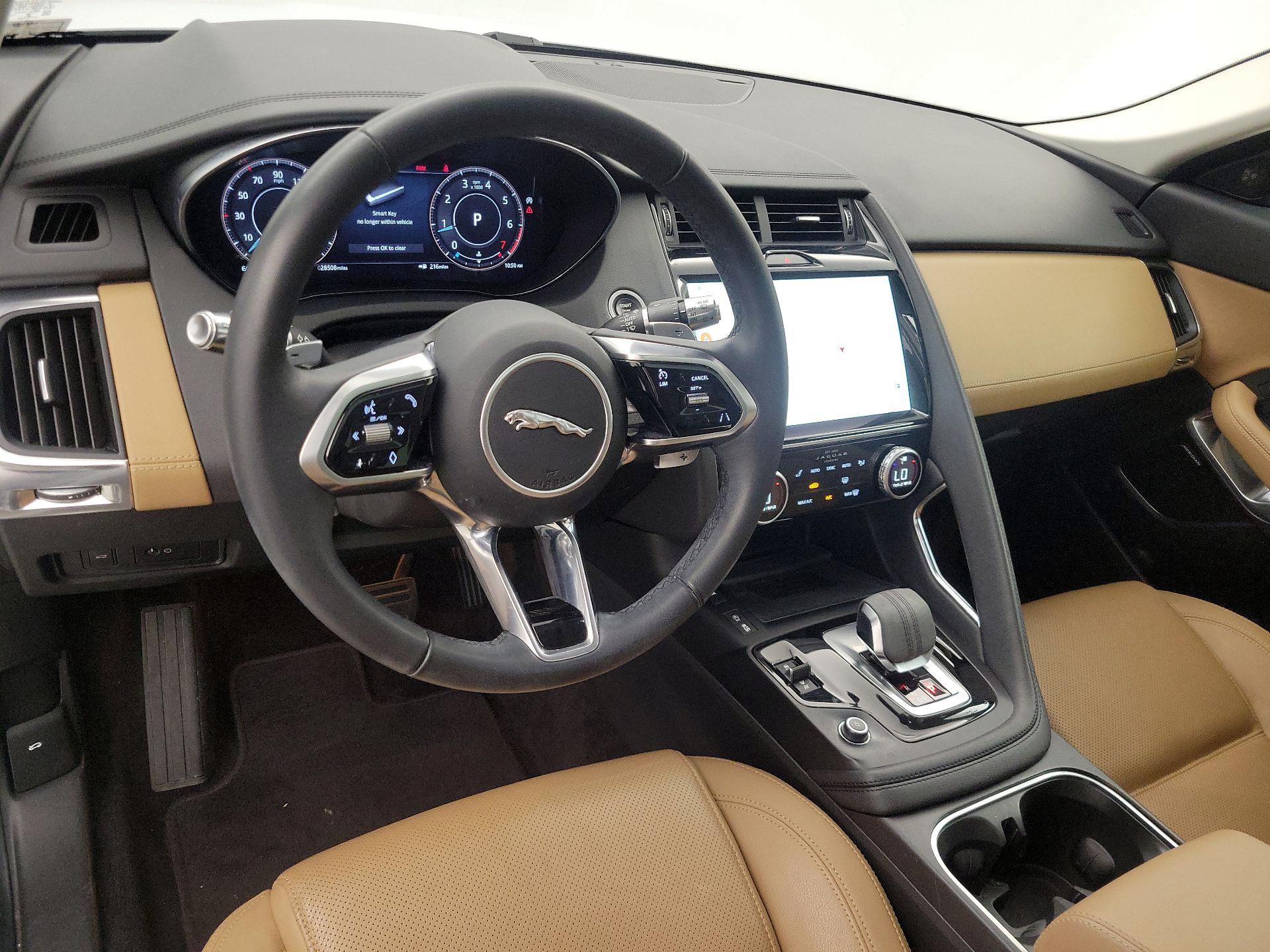 Thumbnail: 2021 Jaguar E-Pace - 9