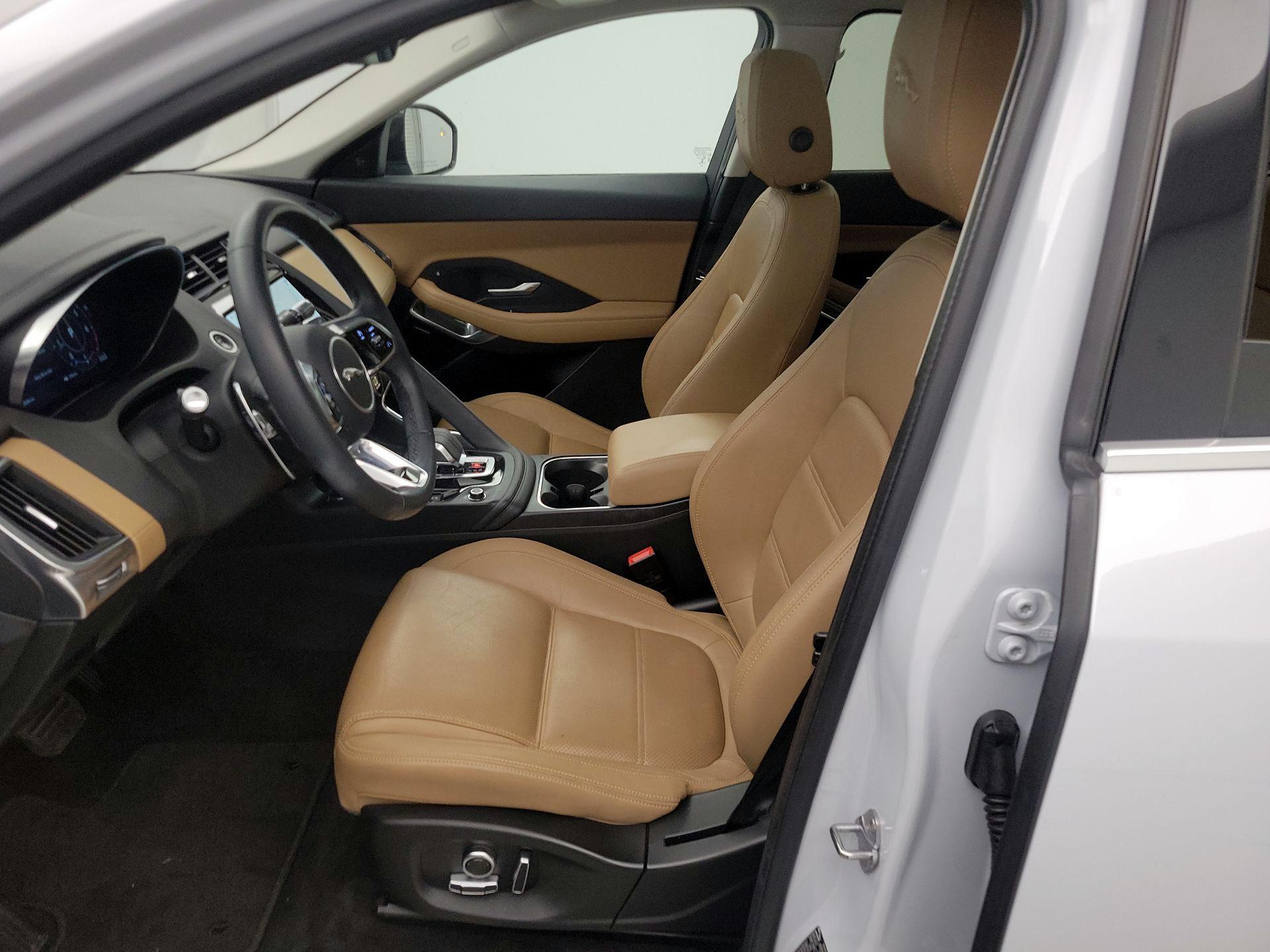 Thumbnail: 2021 Jaguar E-Pace - 11