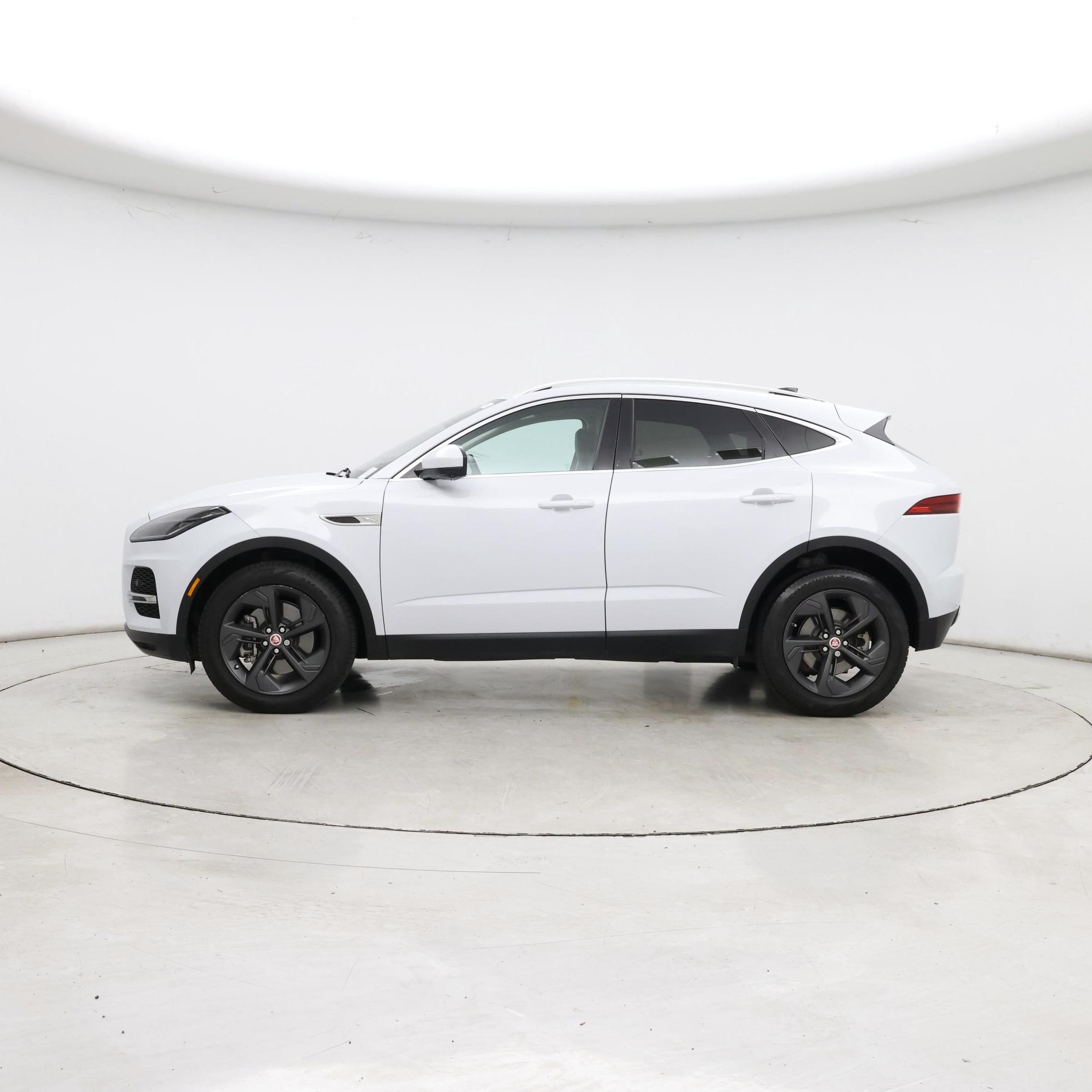 Thumbnail: 2021 Jaguar E-Pace - 3