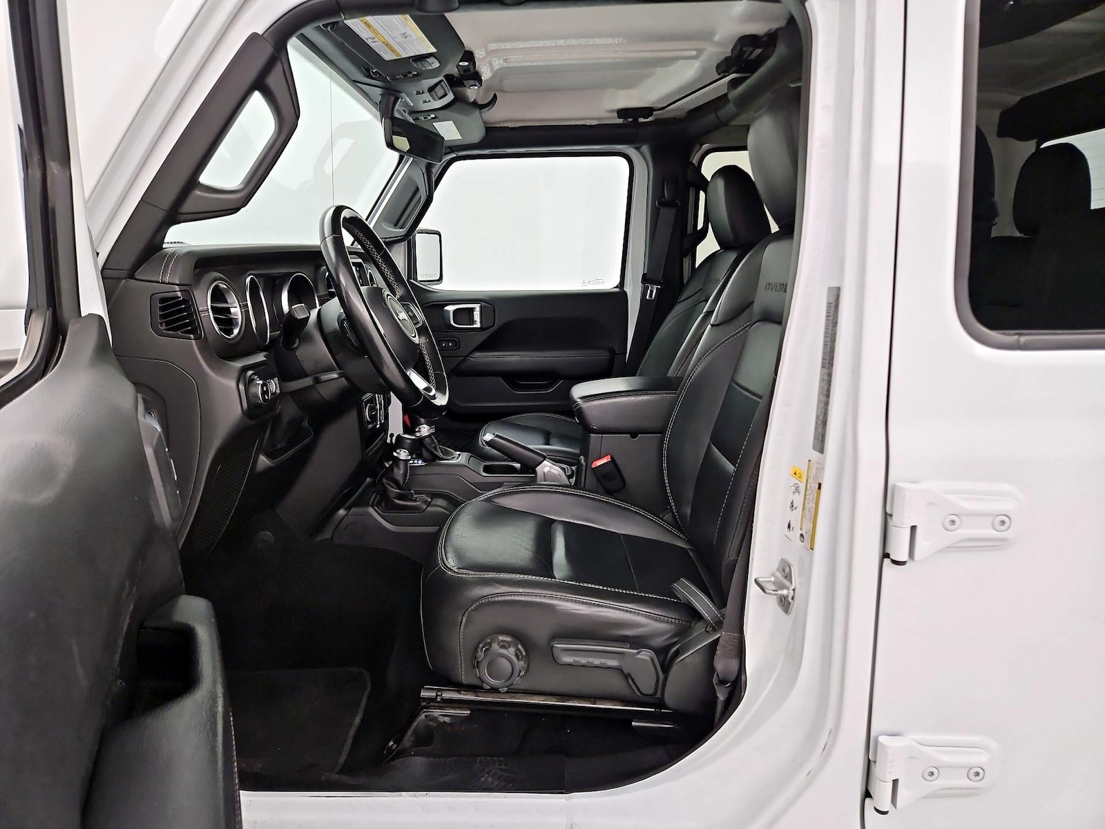 2020 Jeep Gladiator Overland - Photo 12