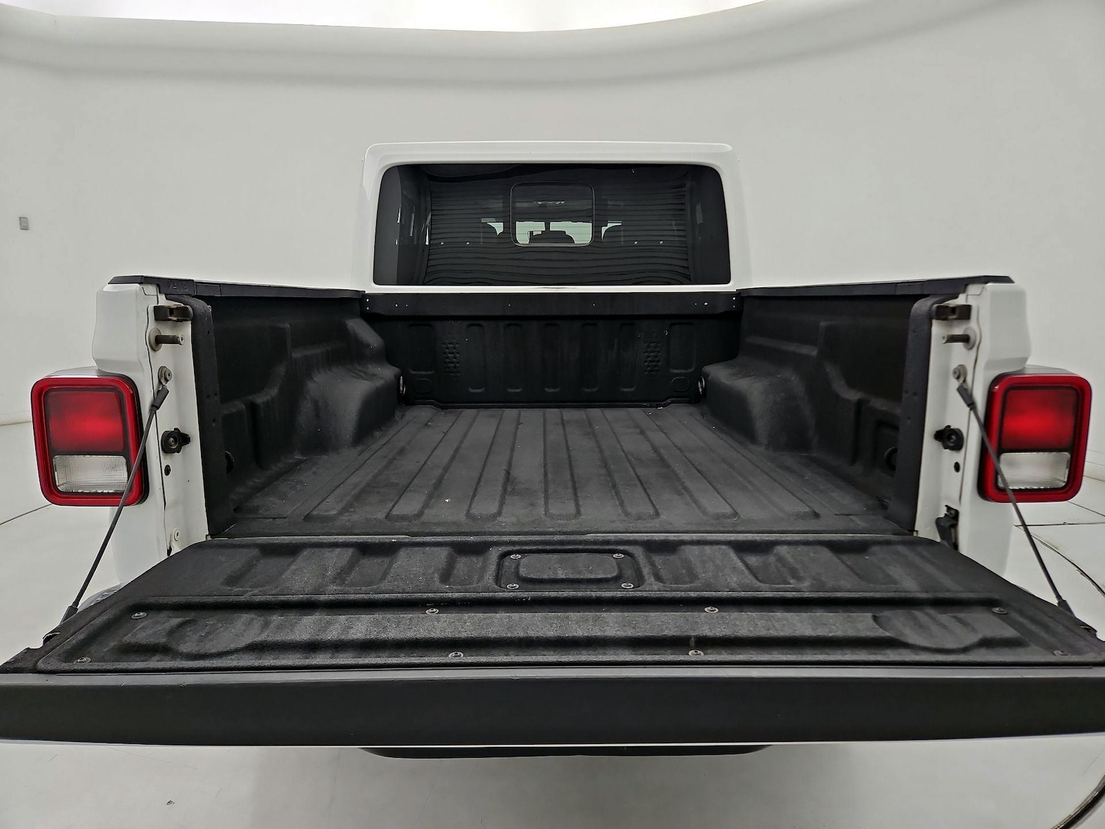 2020 Jeep Gladiator Overland - Photo 17