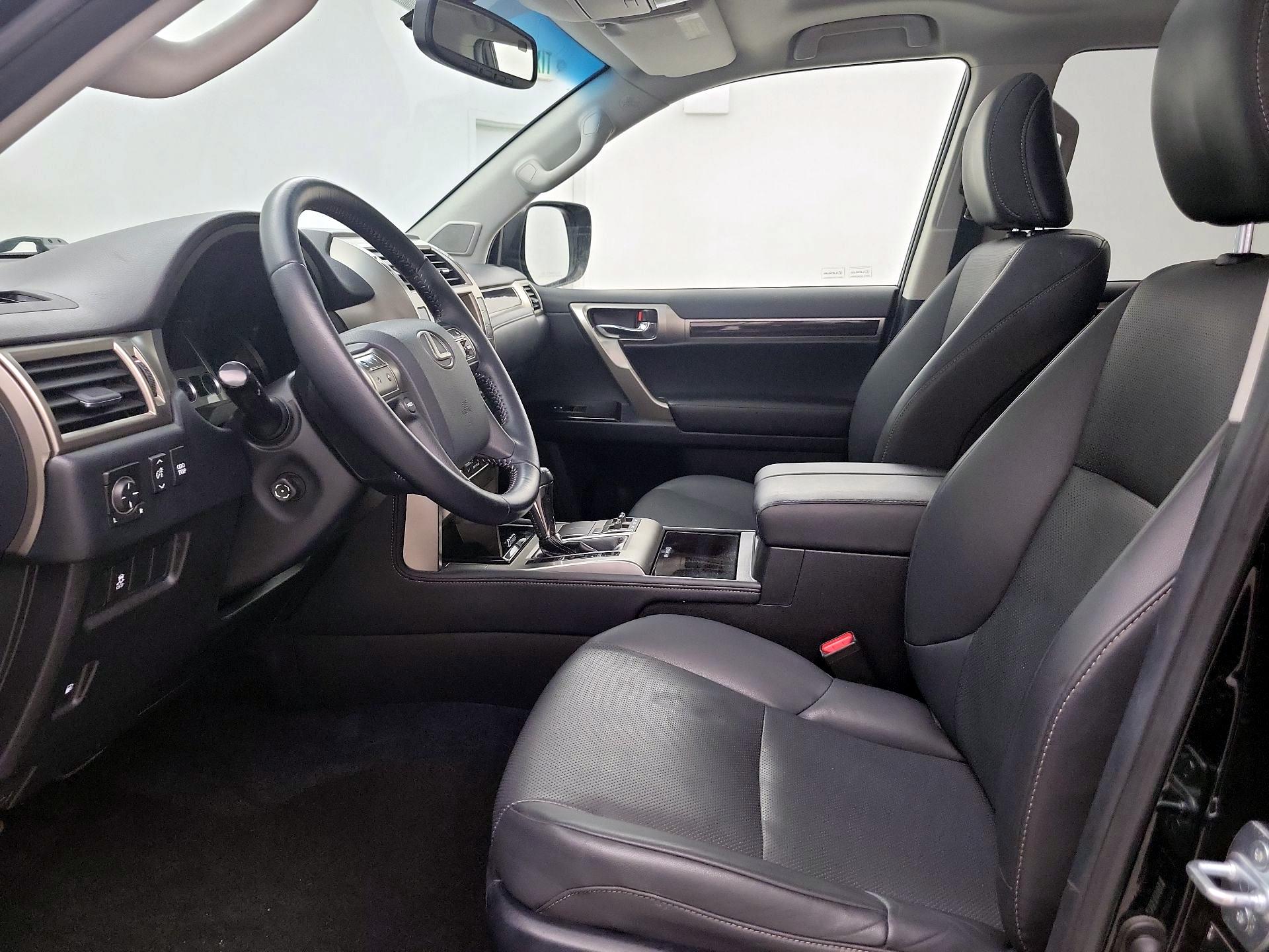 Thumbnail: 2014 Lexus GX - 11