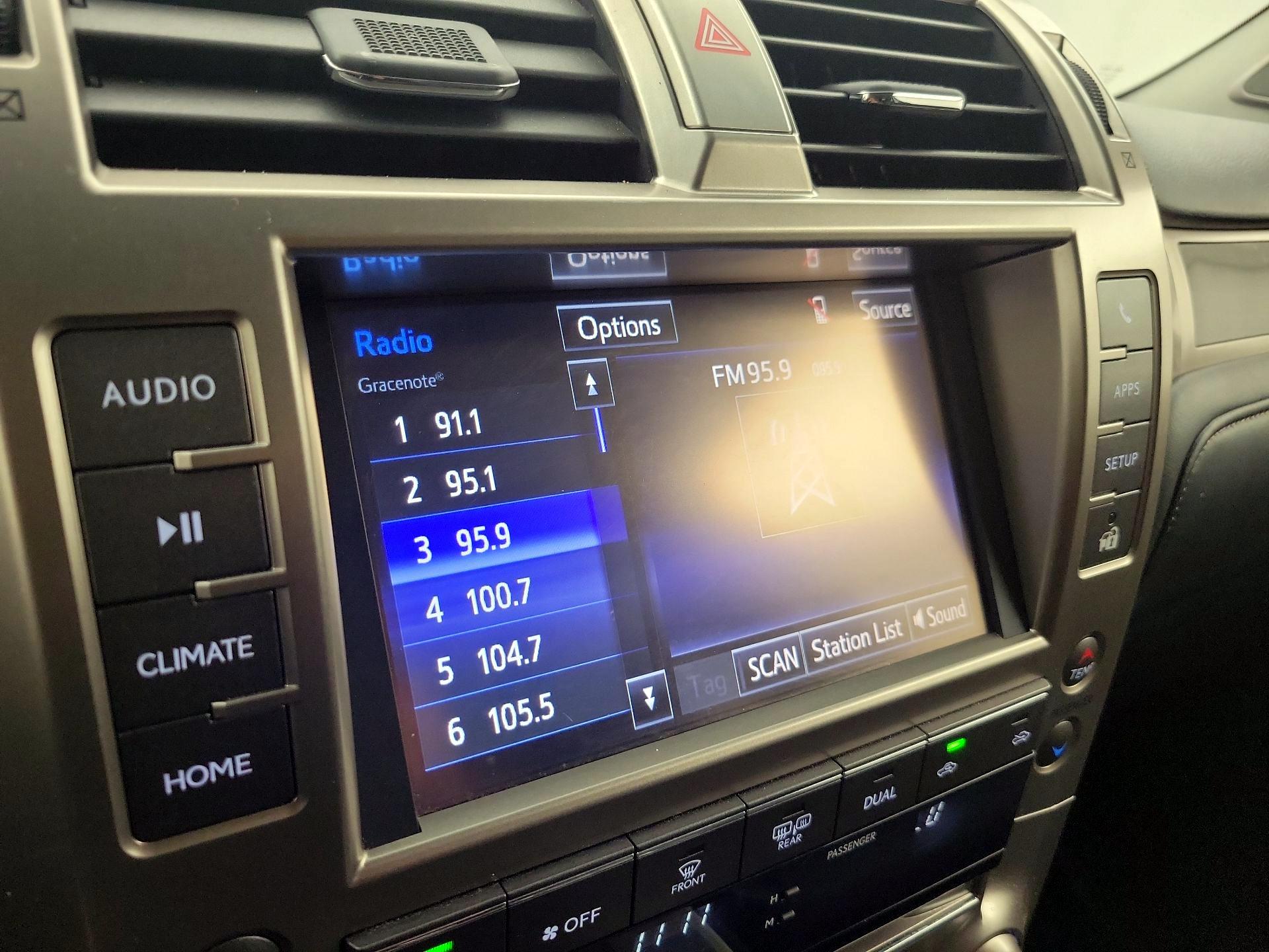 Thumbnail: 2014 Lexus GX - 15