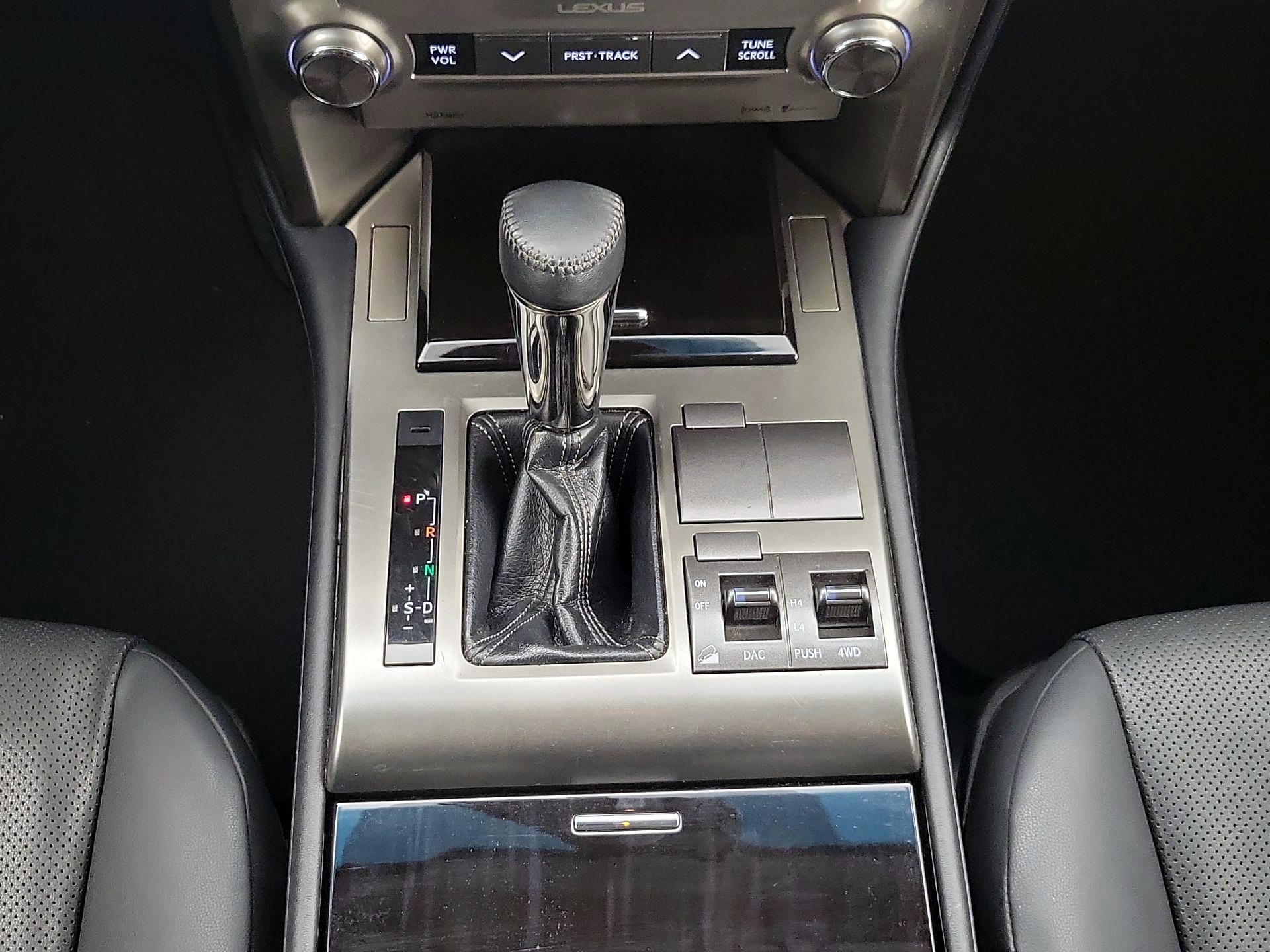 Thumbnail: 2014 Lexus GX - 17