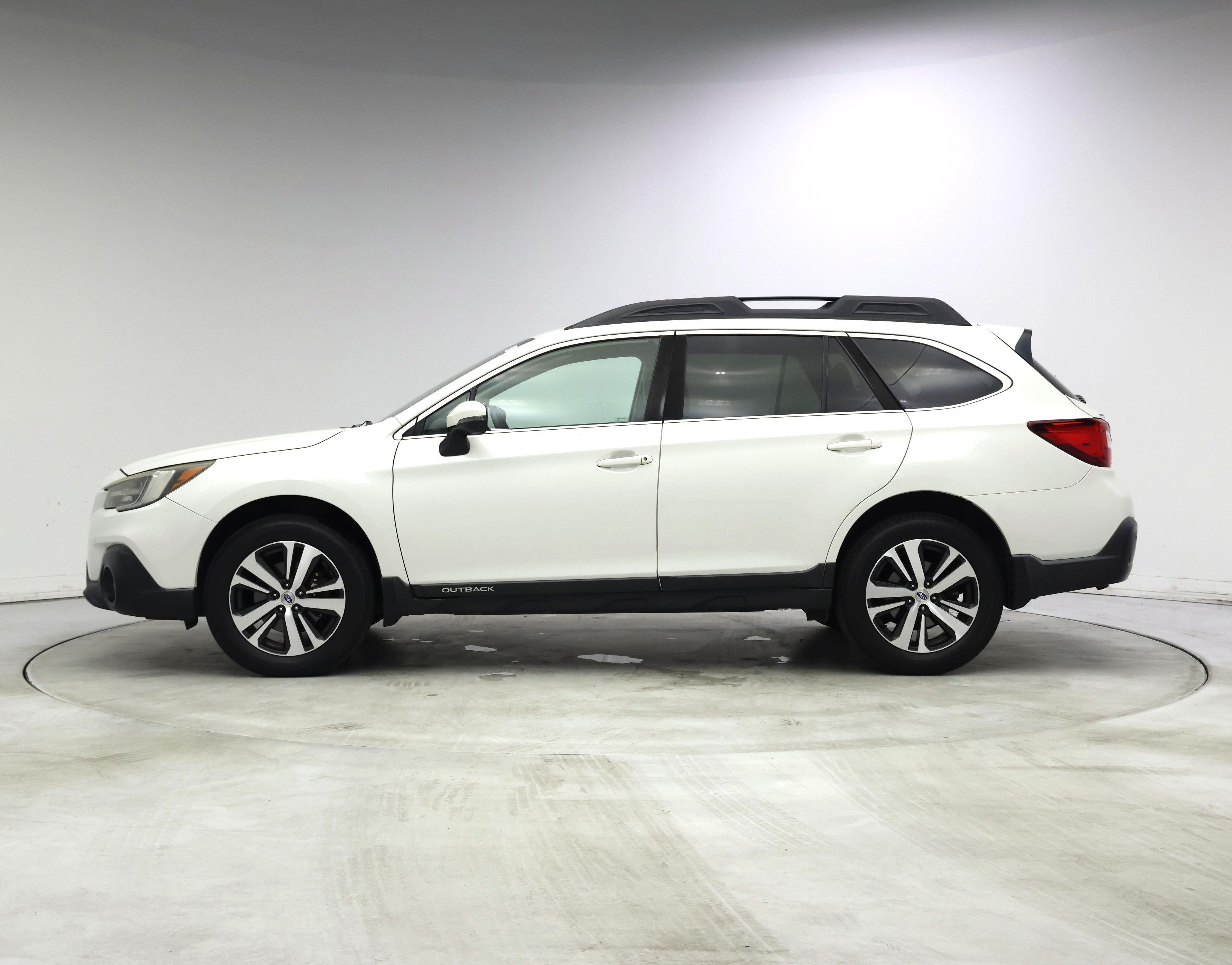 Thumbnail: 2019 Subaru Outback - 3