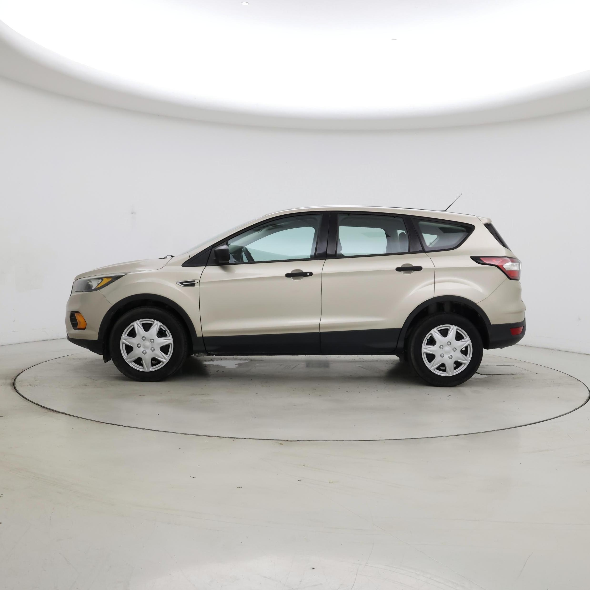 Thumbnail: 2018 Ford Escape - 3