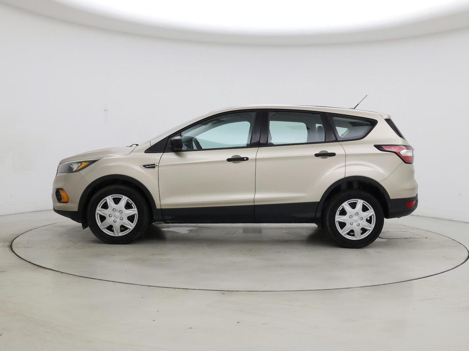2018 Ford Escape S - Photo 4