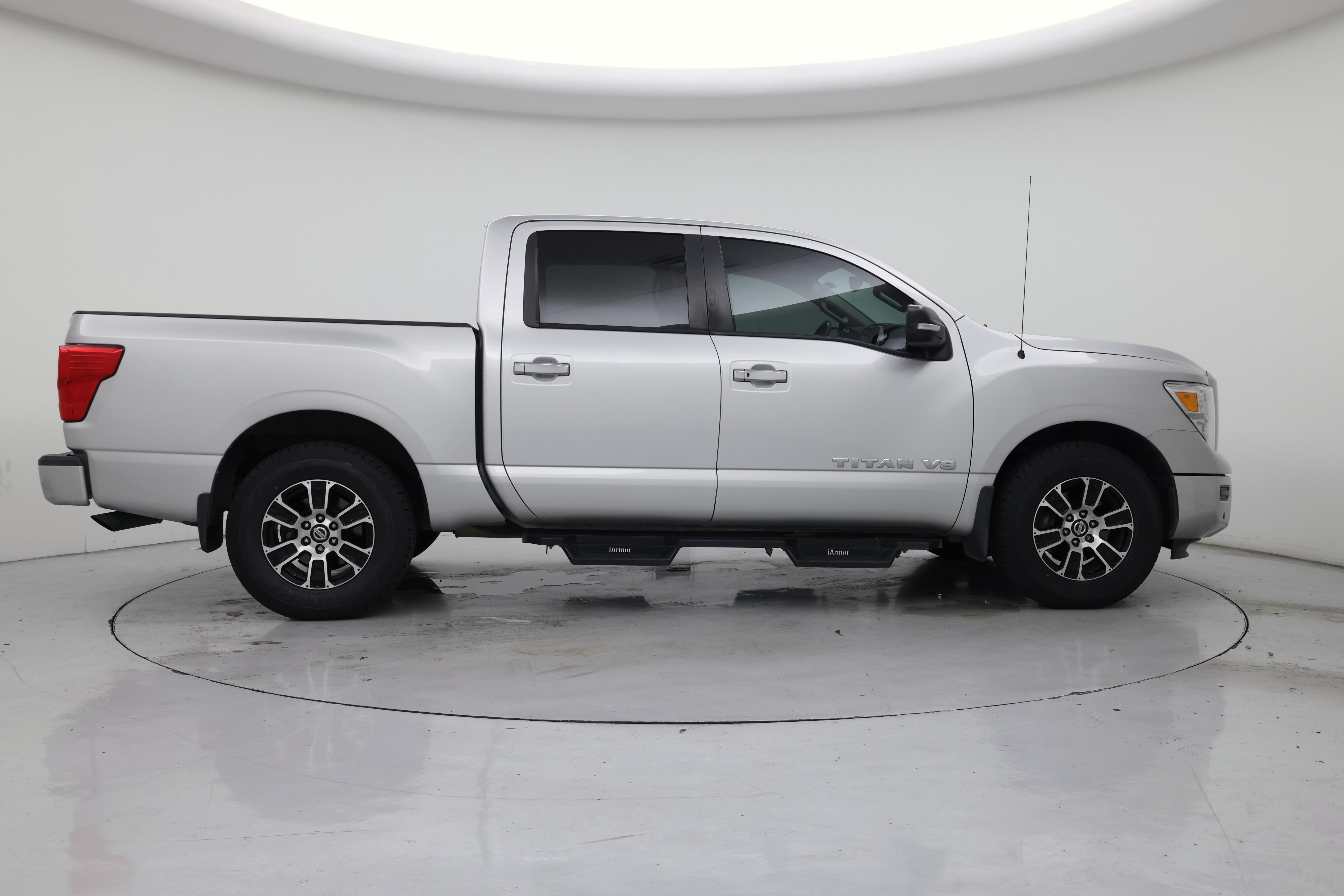 Thumbnail: 2020 Nissan Titan - 7