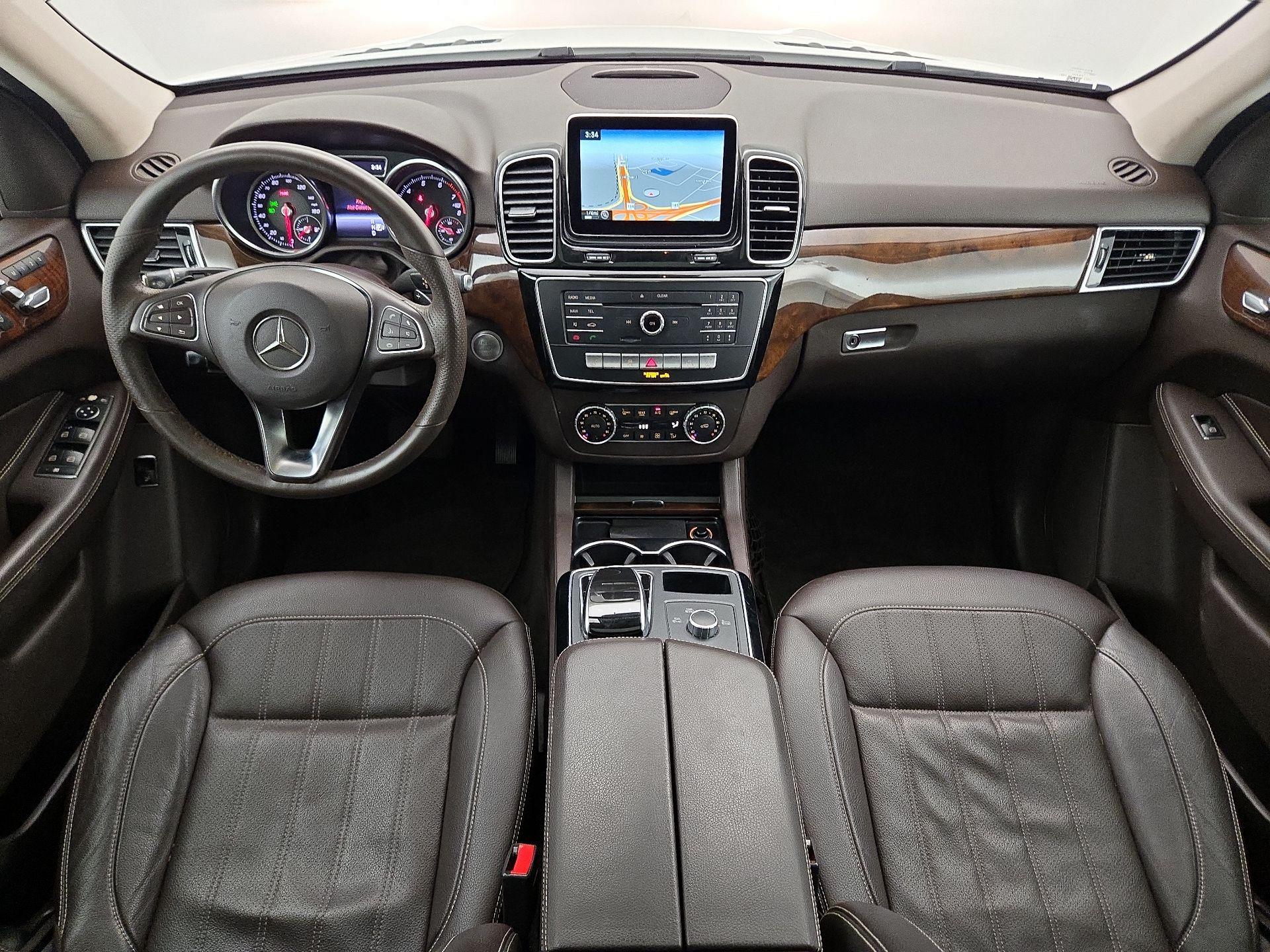 Thumbnail: 2016 Mercedes-Benz GLE - 9
