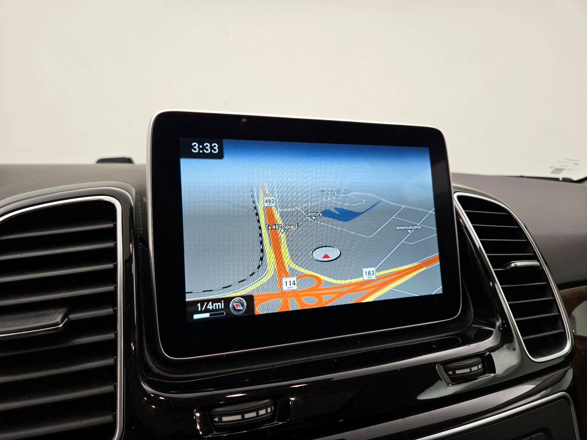 Thumbnail: 2016 Mercedes-Benz GLE - 14