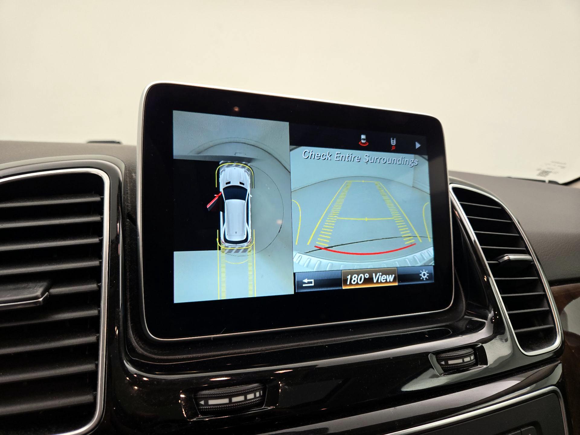 Thumbnail: 2016 Mercedes-Benz GLE - 15