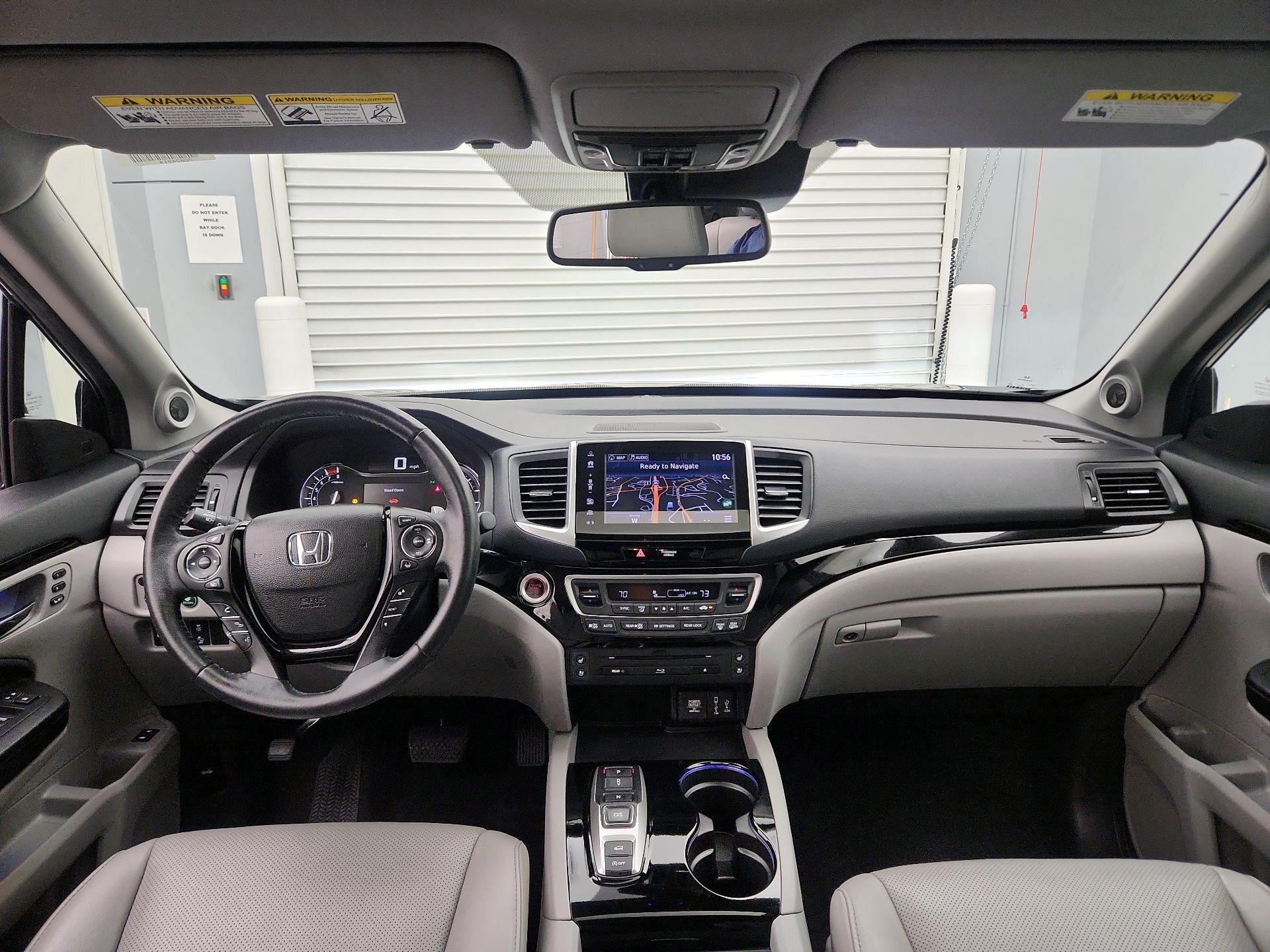 Thumbnail: 2018 Honda Pilot - 9