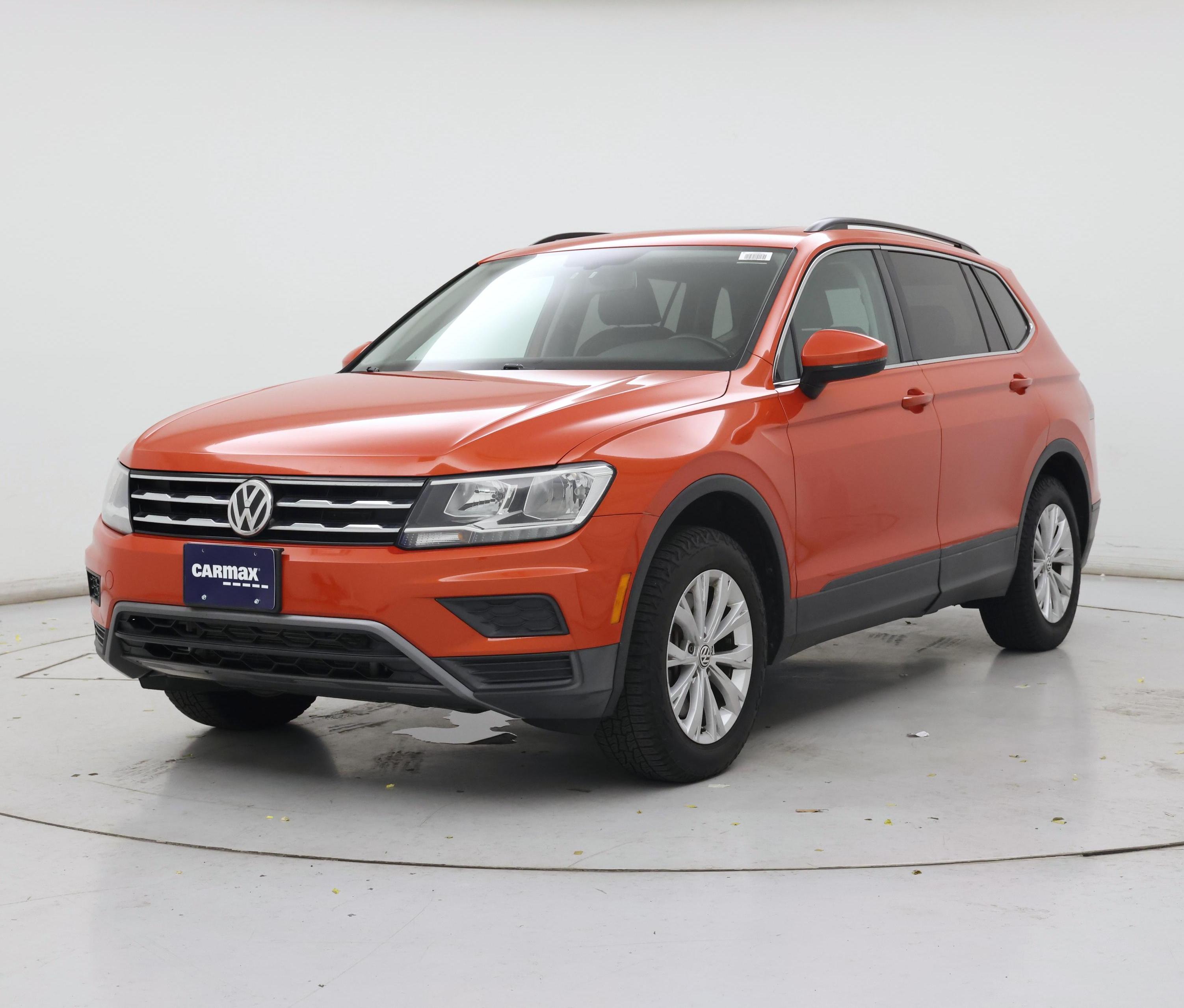 Thumbnail: 2019 Volkswagen Tiguan - 4
