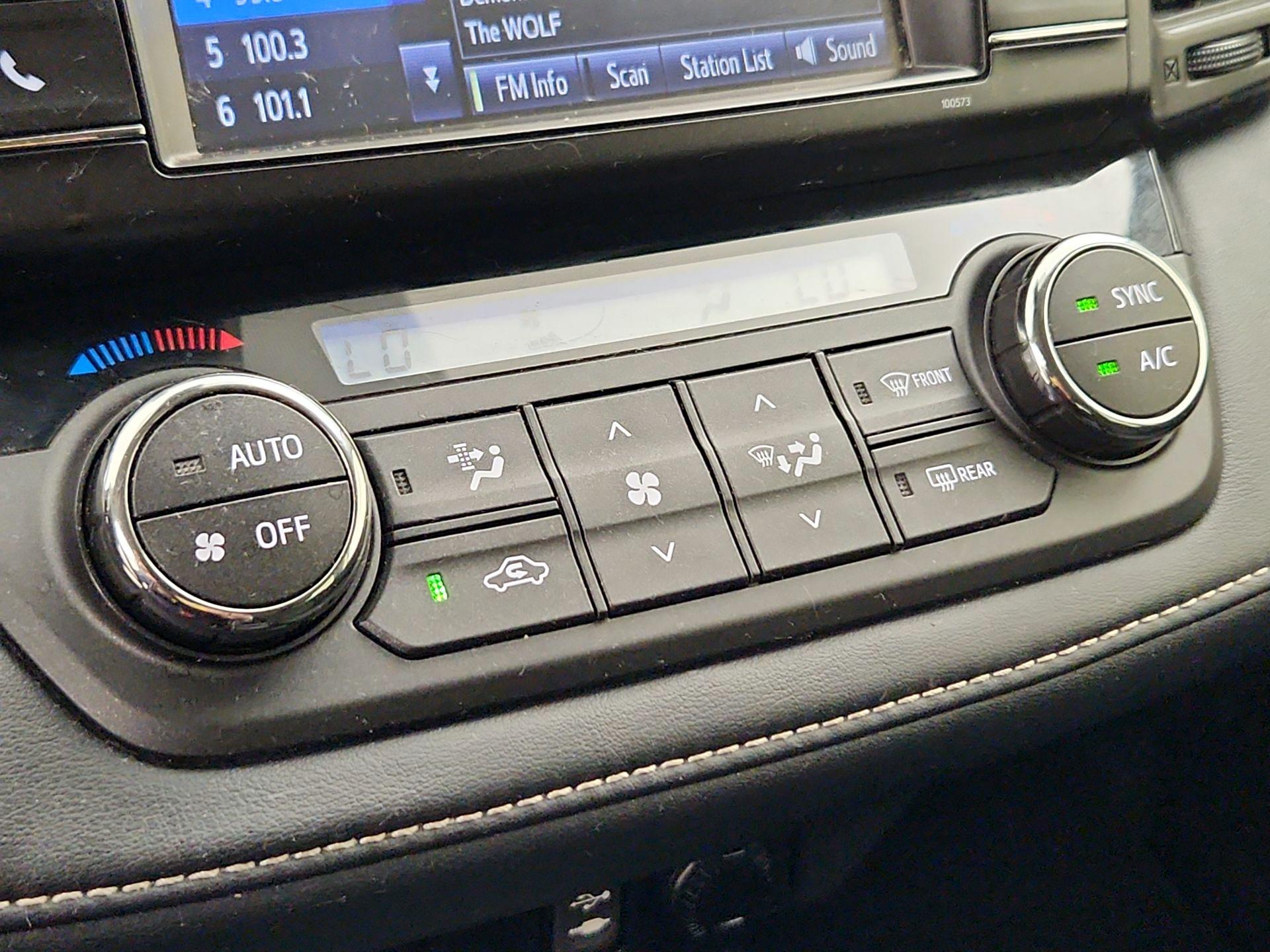 Thumbnail: 2018 Toyota RAV4 - 16