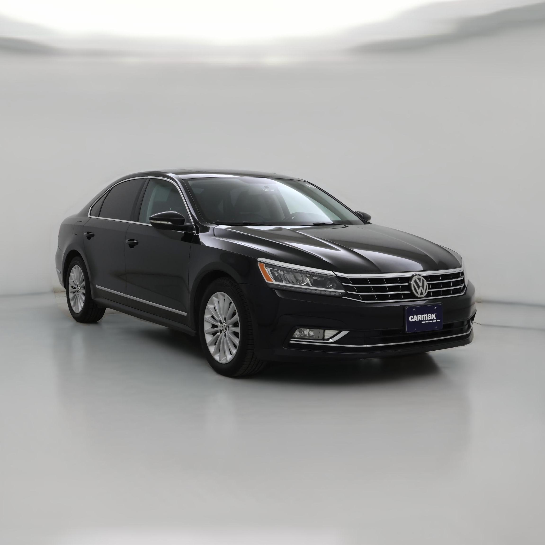 Thumbnail: 2017 Volkswagen Passat - 1