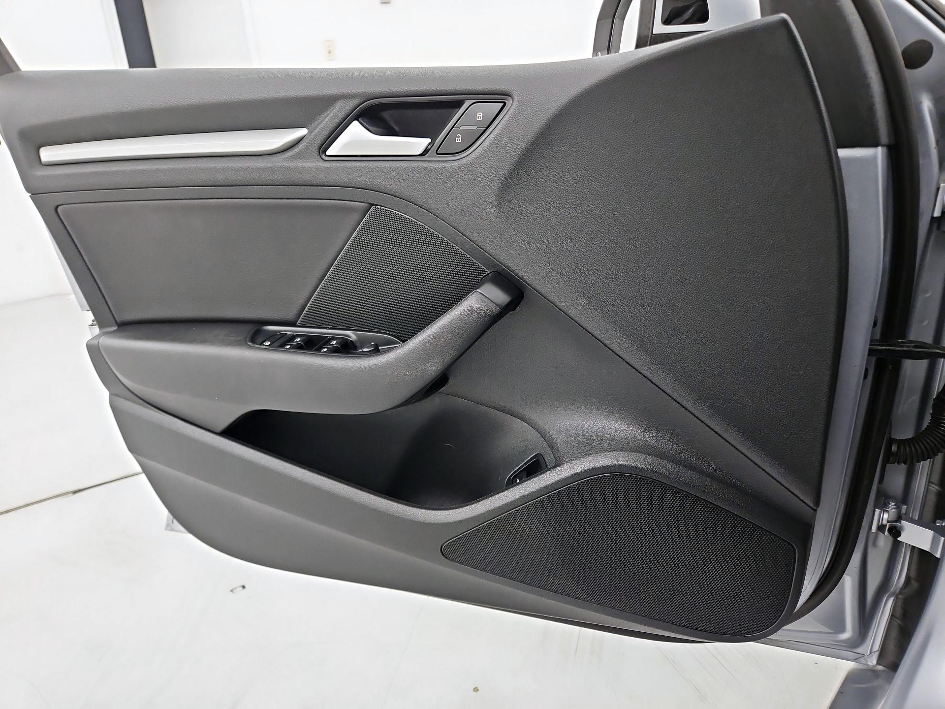 Thumbnail: 2015 Audi A3 - 12