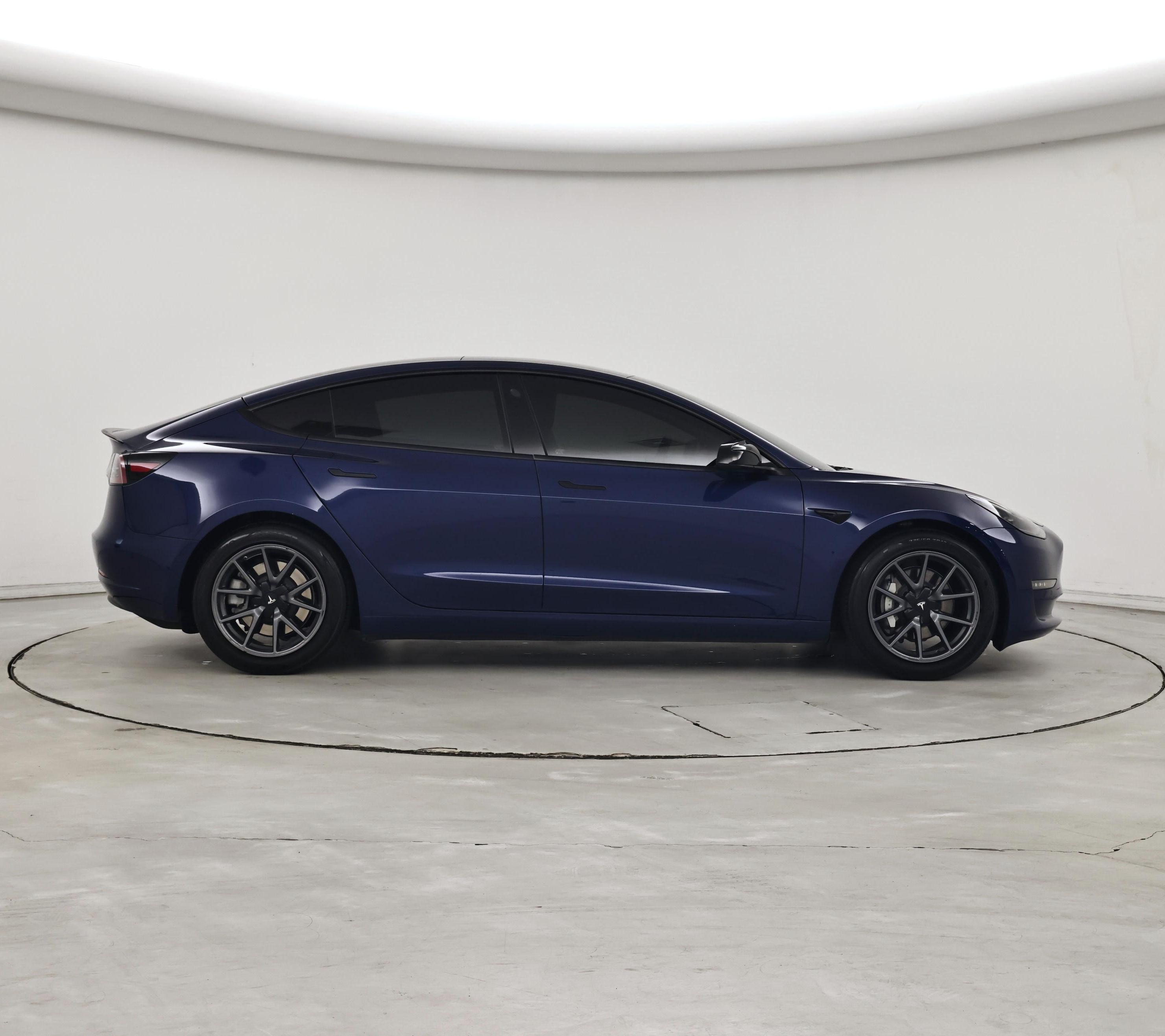 Thumbnail: 2022 Tesla Model 3 - 7