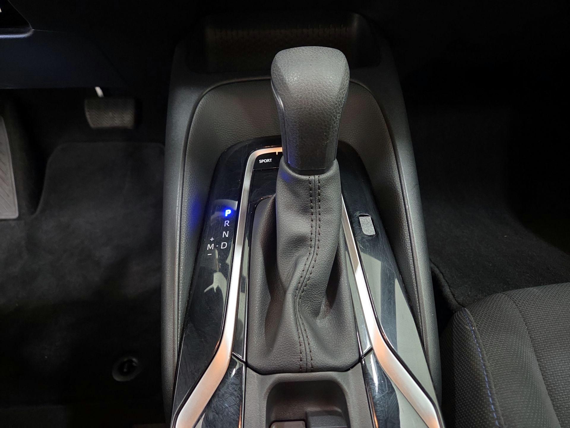 Thumbnail: 2021 Toyota Corolla - 17
